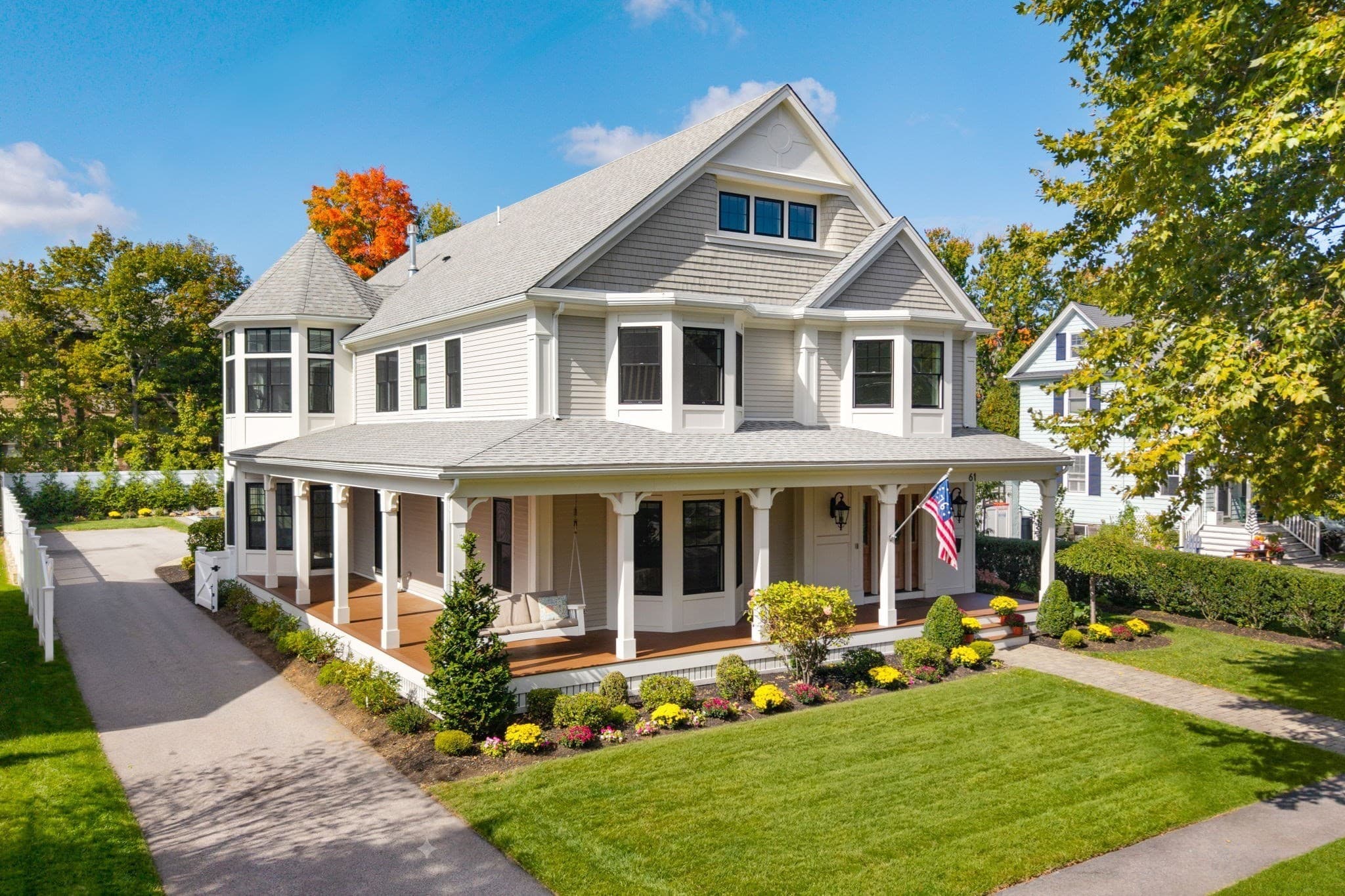61 Warren St, Needham MA 02492