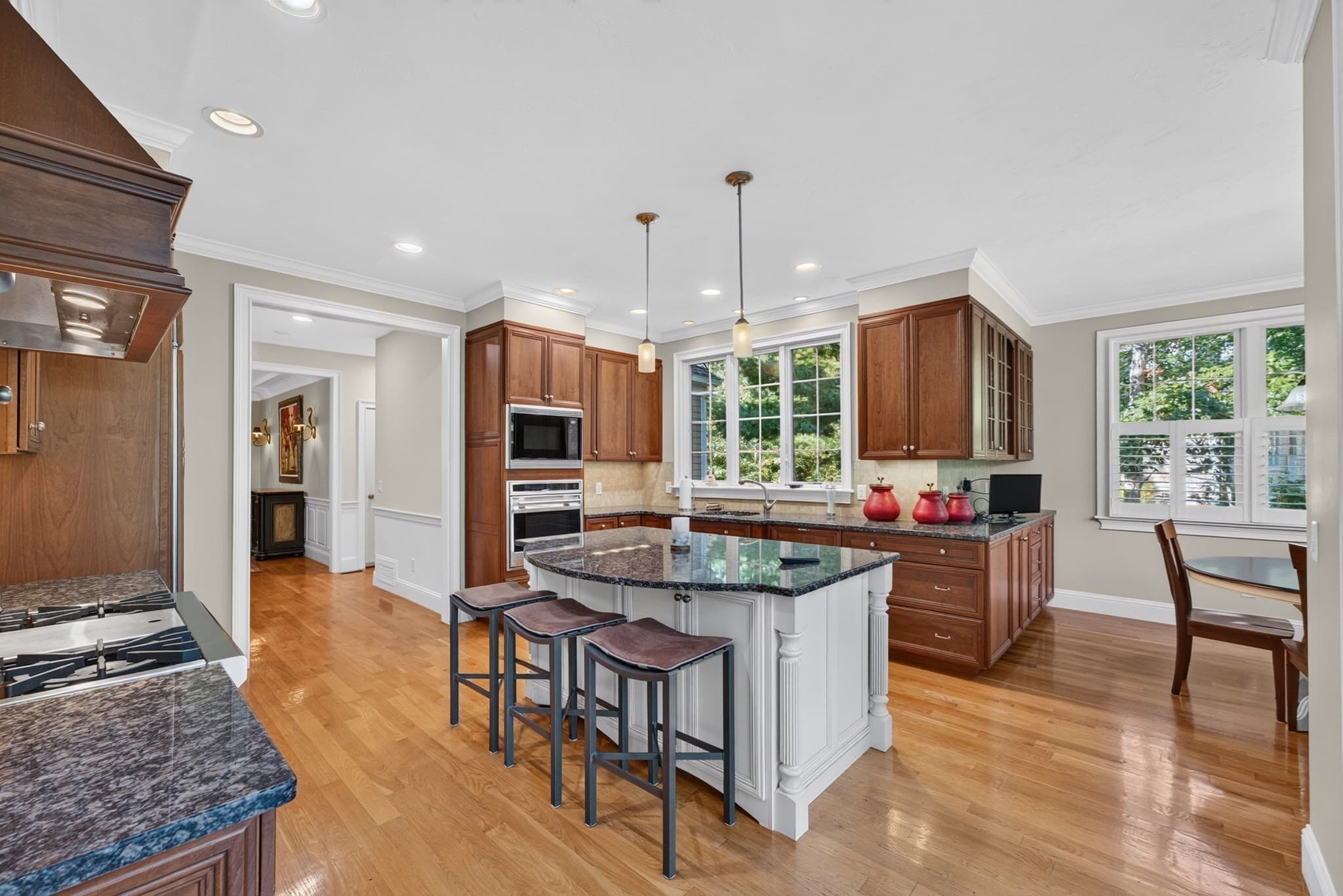 Single Family Residence at 36 Troon Way, Mashpee MA 02649, photo 6 of 37