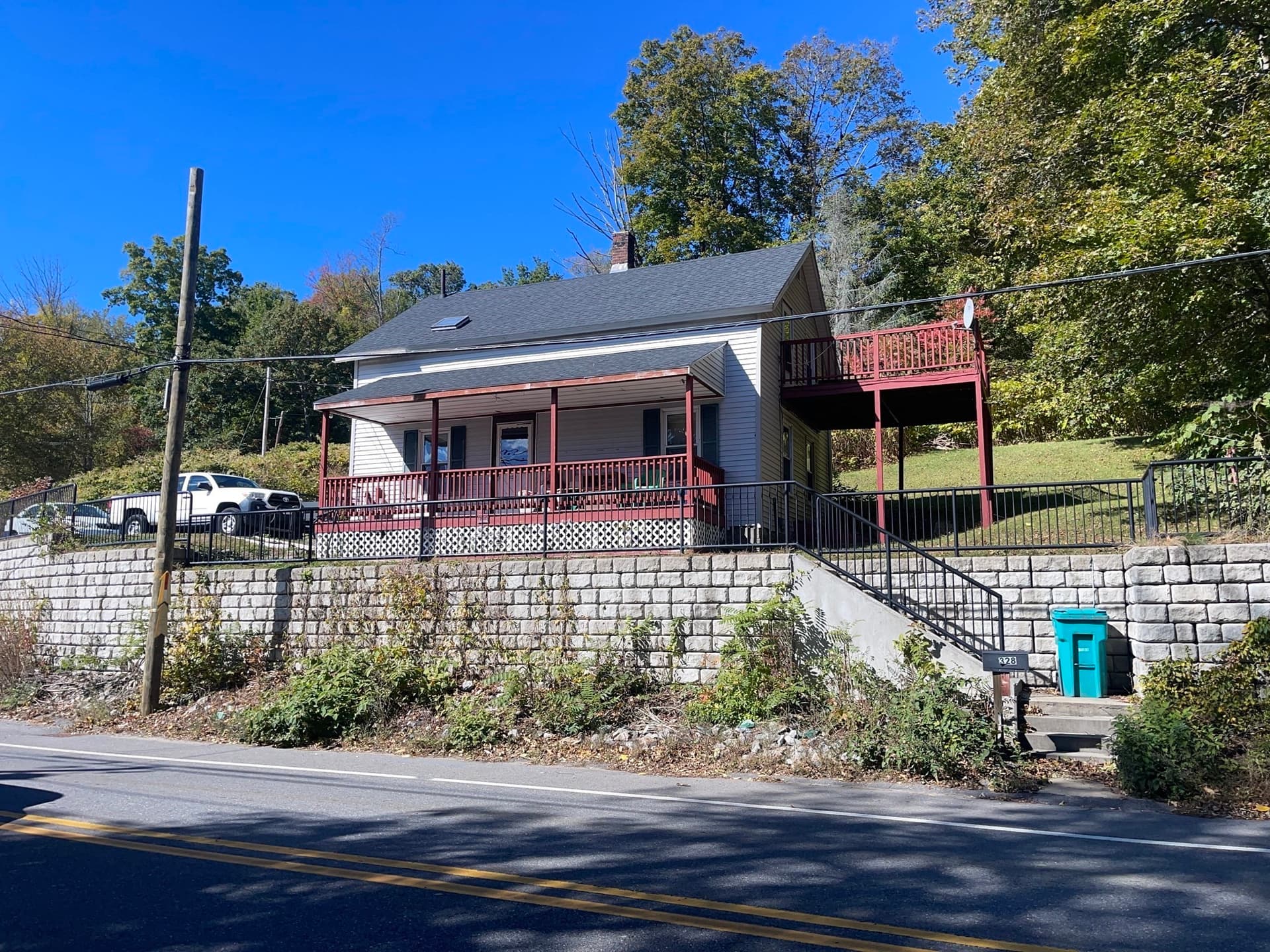 328 Main St, Leicester MA 01611