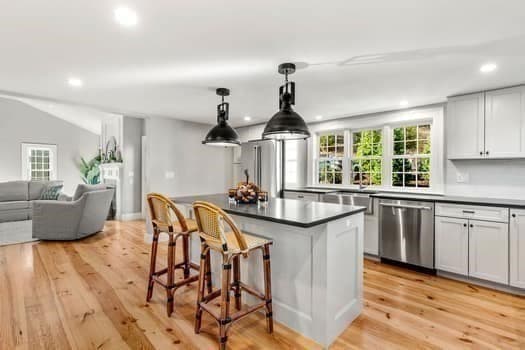 Single Family Residence at 201 Elm, Amesbury MA 01913, photo 11 of 42