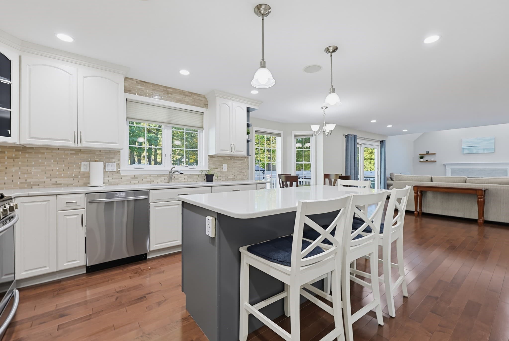 Single Family Residence at 8 Wind Chime Way, Walpole MA 02081, Walpole, photo 7 of 42