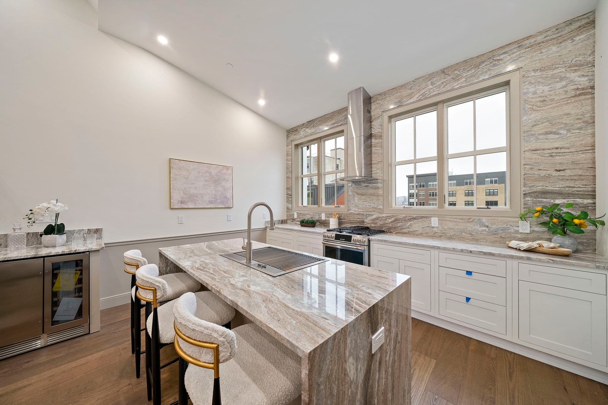 Condominium at 4 Haynes St # 4, Boston MA 02128, photo 3 of 20