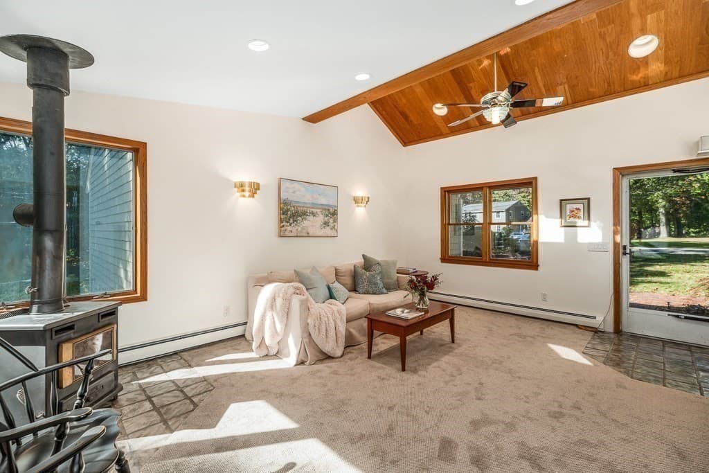 Single Family Residence at 6 Donald Road, Hamilton MA 01982, Hamilton, photo 14 of 34