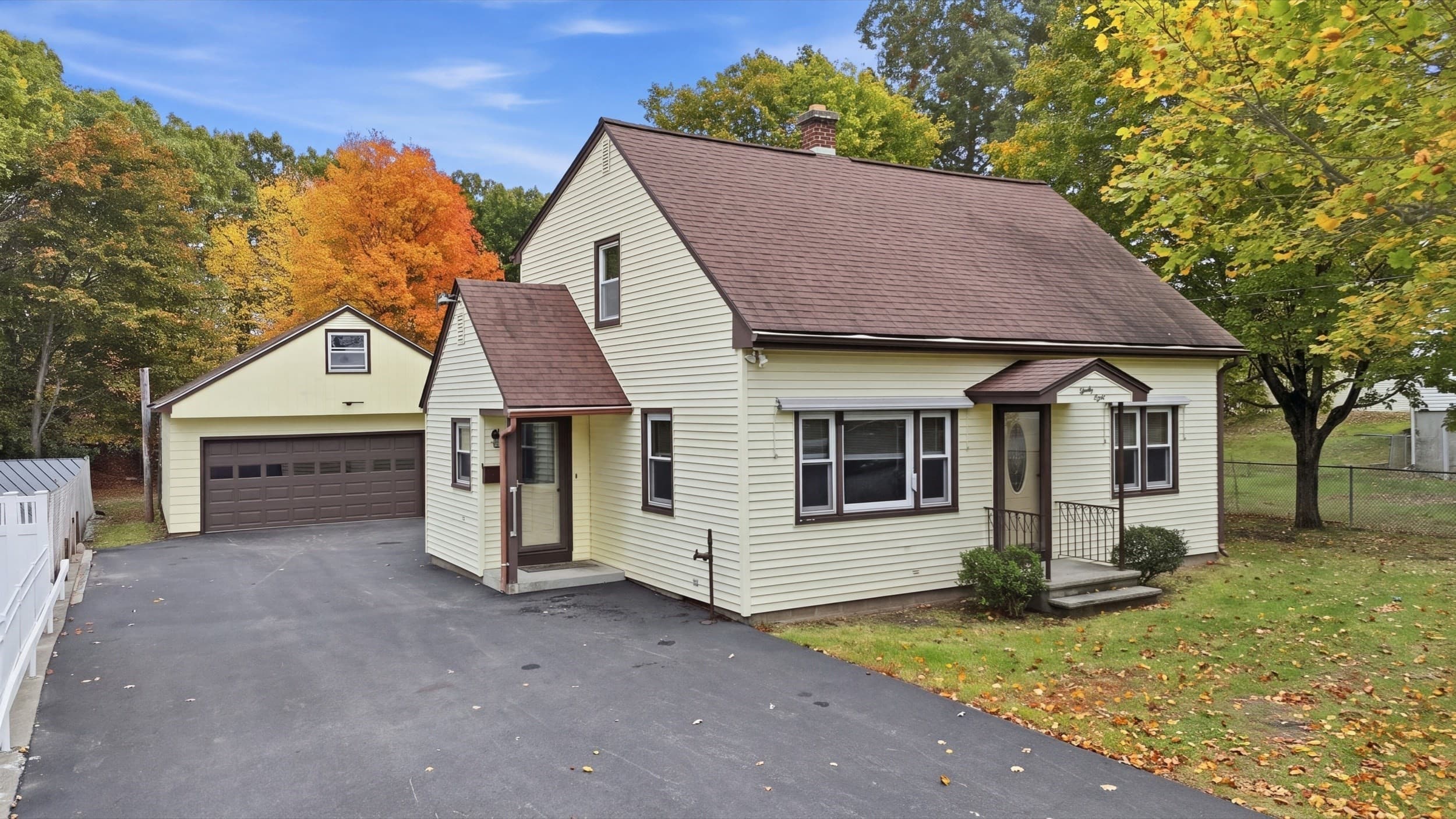 Single Family Residence at 38 Plummer Park, Northbridge MA 01588, photo 2 of 41
