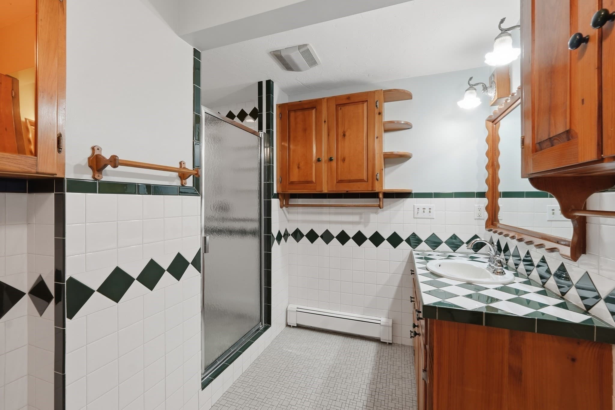 Single Family Residence at 38 Plummer Park, Northbridge MA 01588, photo 18 of 41