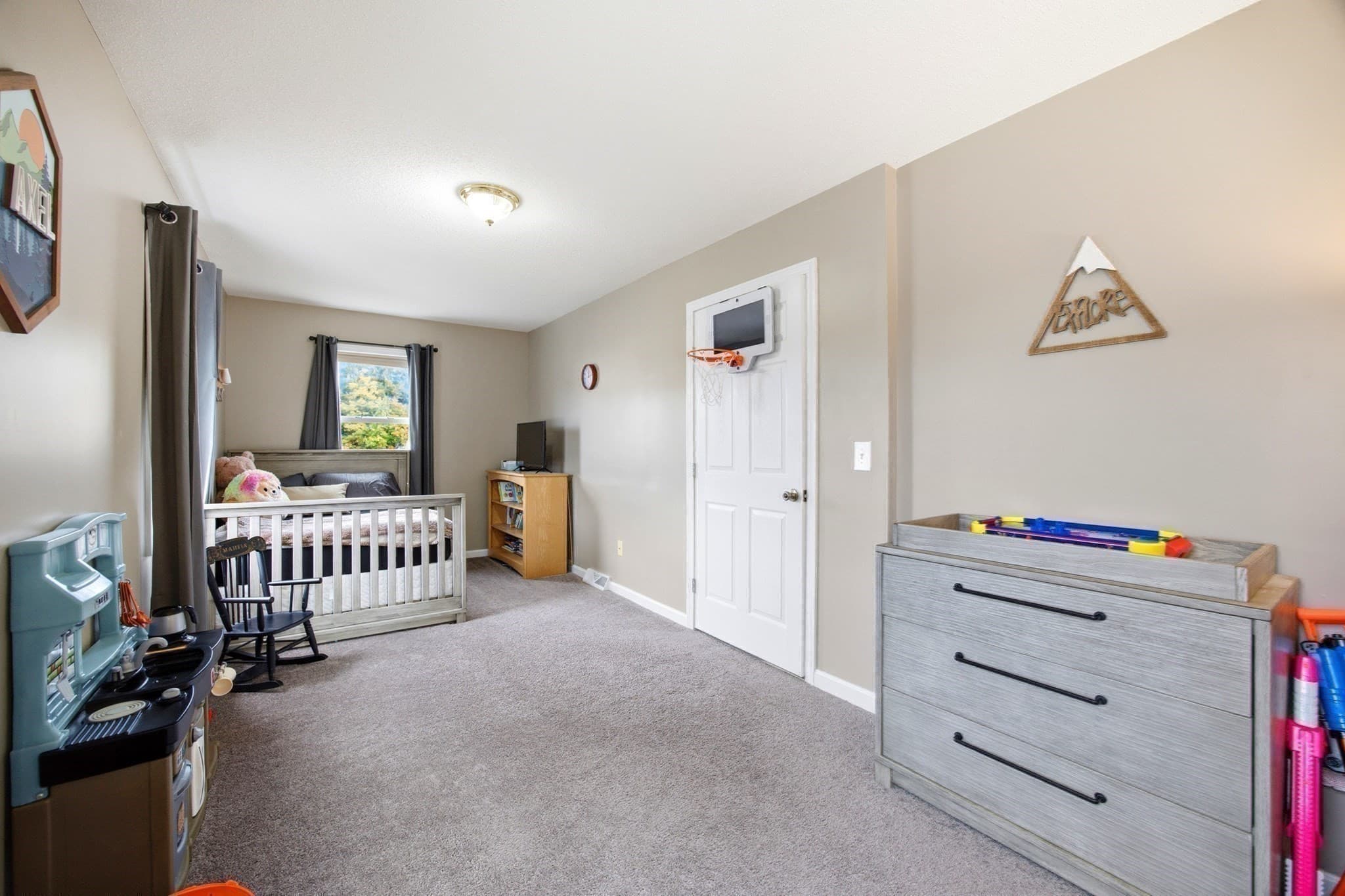 Condominium at 17 Curry Lane # 17, Chicopee MA 01022, Chicopee, photo 27 of 39