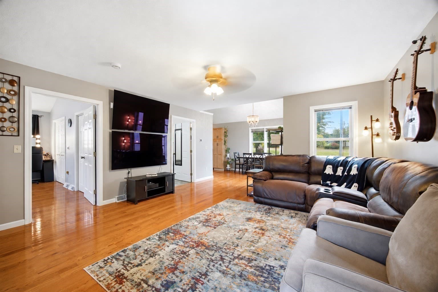 Condominium at 17 Curry Lane # 17, Chicopee MA 01022, Chicopee, photo 6 of 39