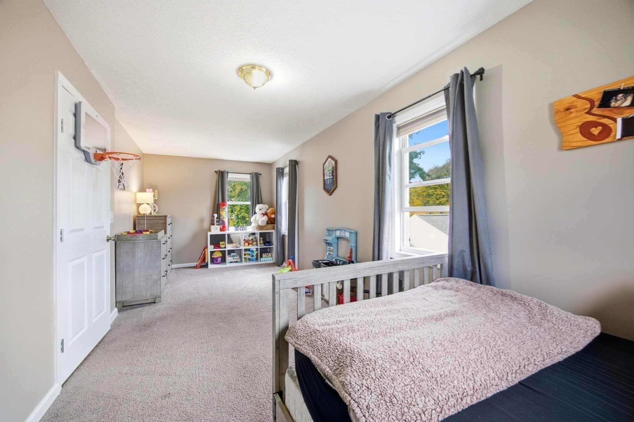 Condominium at 17 Curry Lane # 17, Chicopee MA 01022, Chicopee, photo 28 of 39