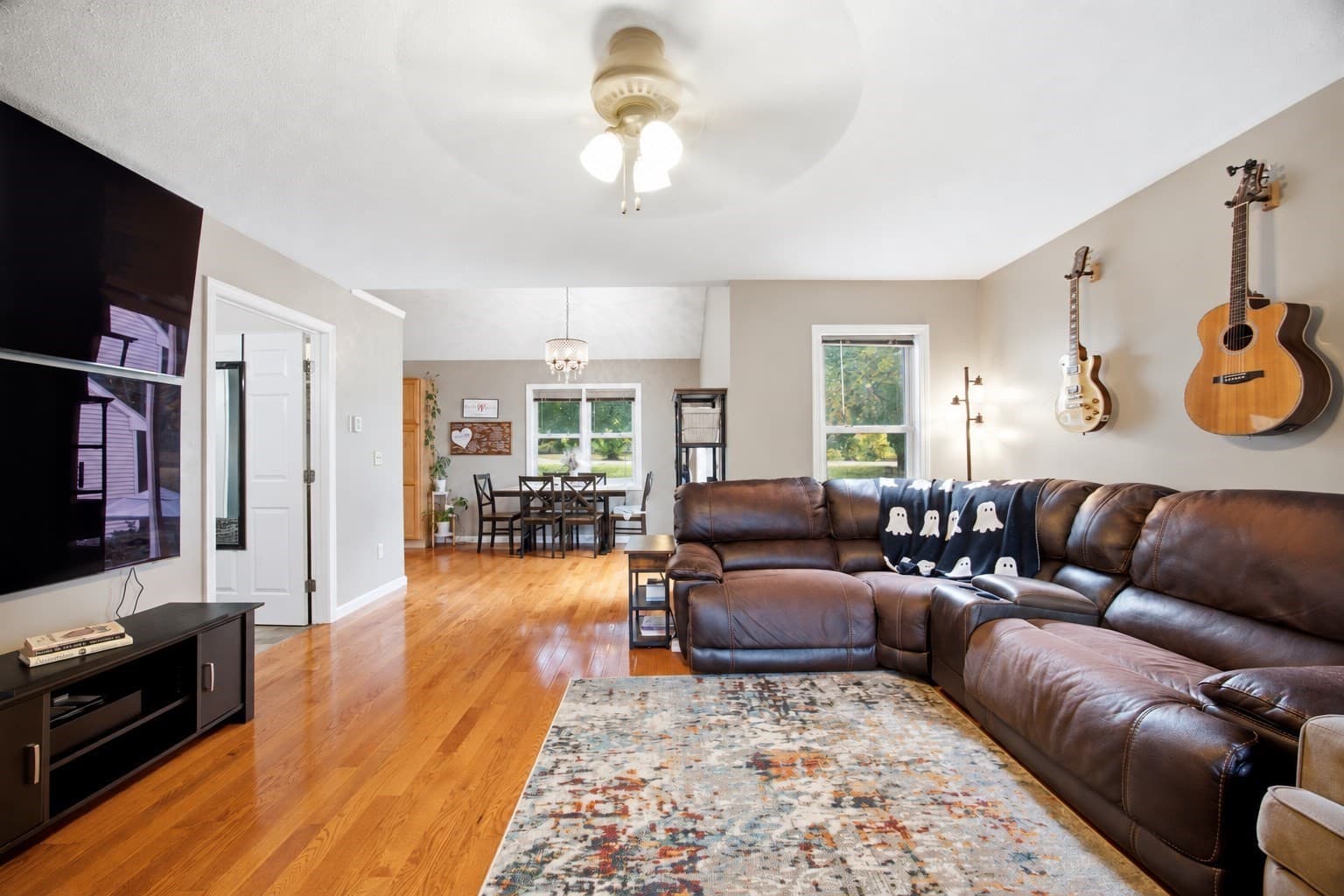 Condominium at 17 Curry Lane # 17, Chicopee MA 01022, Chicopee, photo 5 of 39