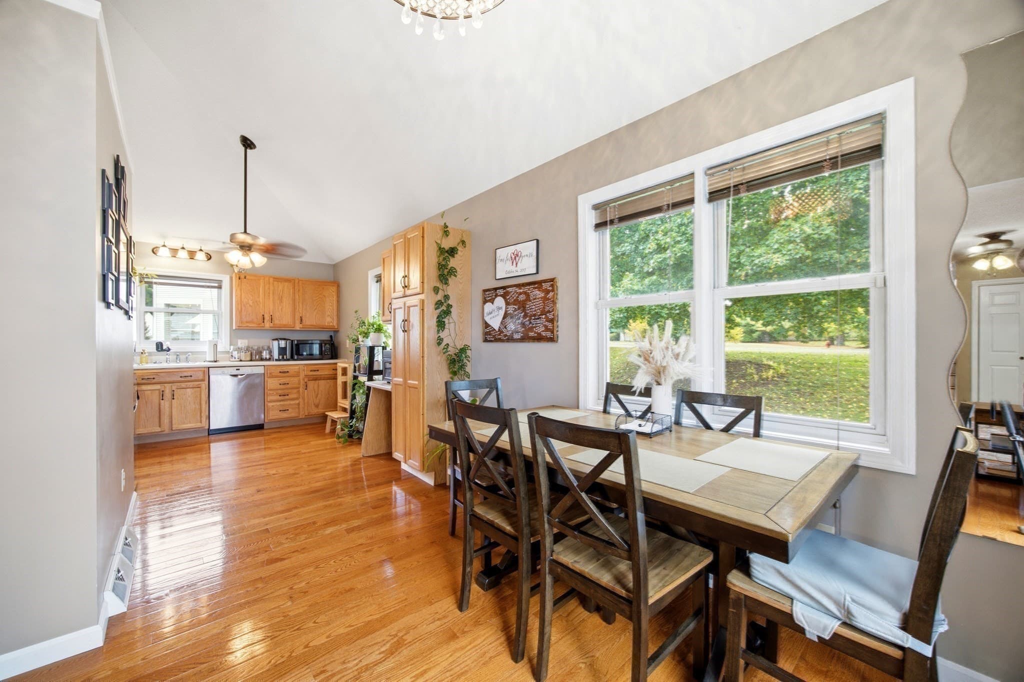 Condominium at 17 Curry Lane # 17, Chicopee MA 01022, Chicopee, photo 9 of 39