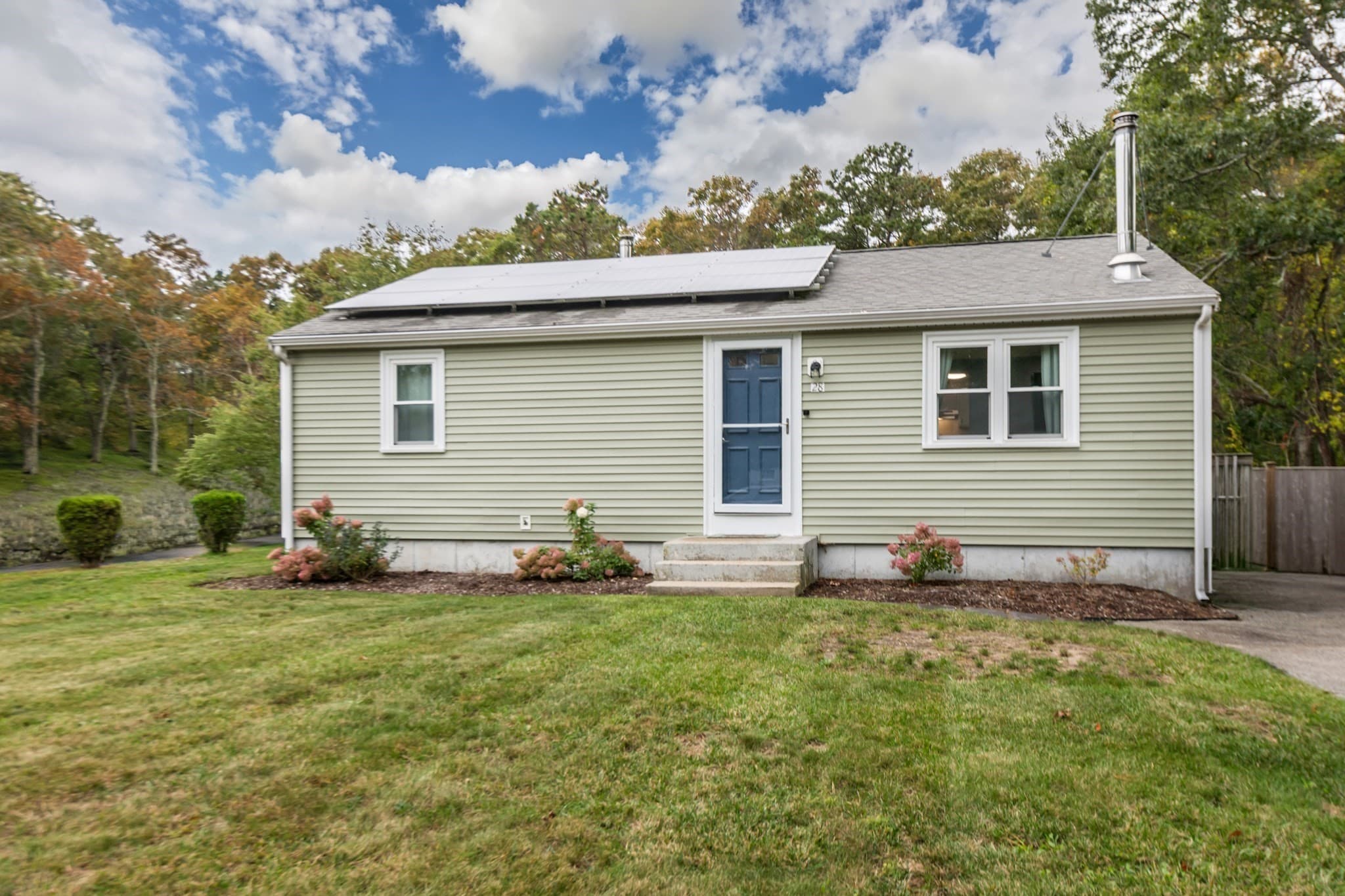 28 Brigantine Cir, Plymouth MA 02360