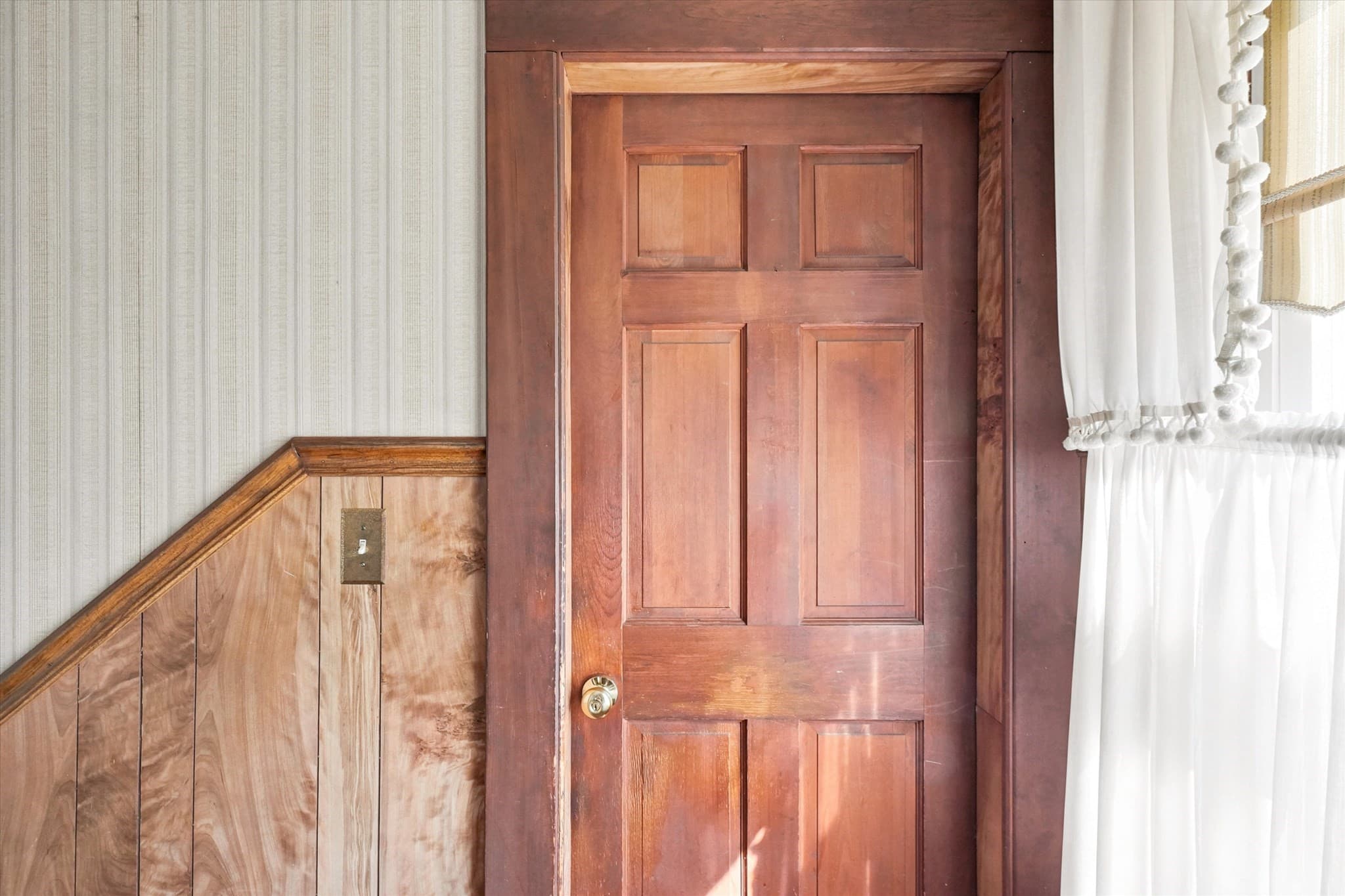 2 Family - 2 Units Up/Down at 6 Church St, Gardner MA 01440, photo 15 of 32