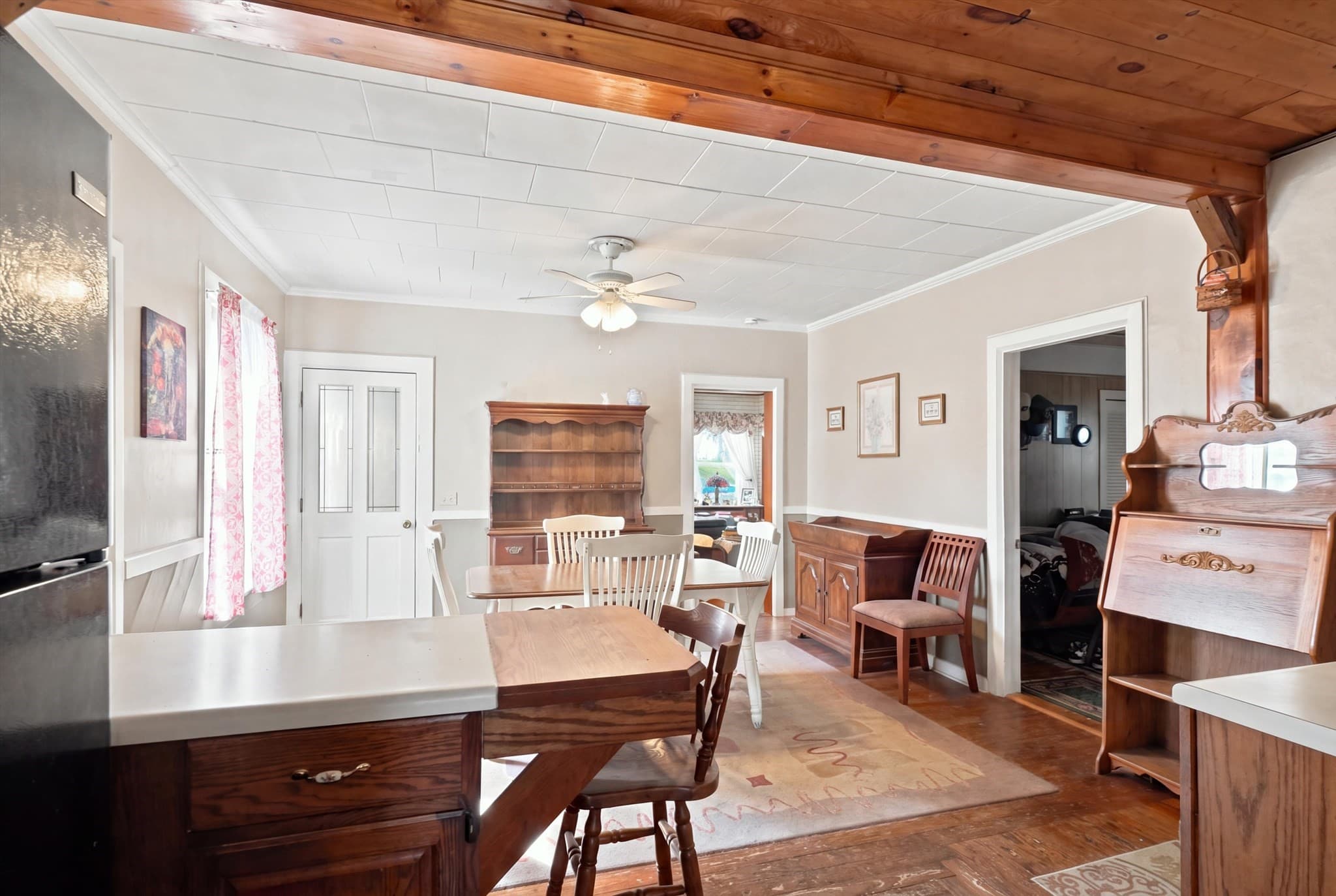 2 Family - 2 Units Up/Down at 6 Church St, Gardner MA 01440, photo 8 of 32