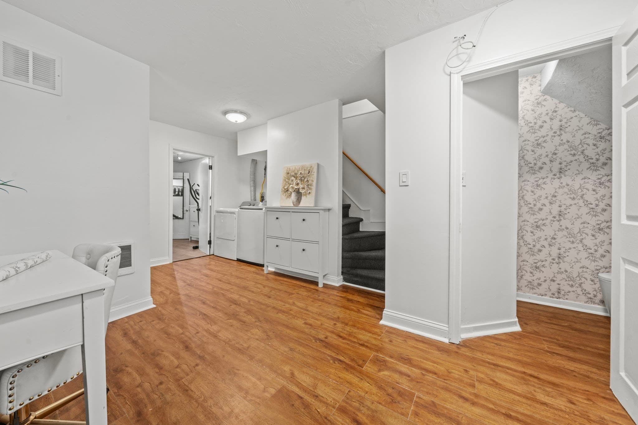 Single Family Residence at 265 Gold St, Boston MA 02127, photo 19 of 28