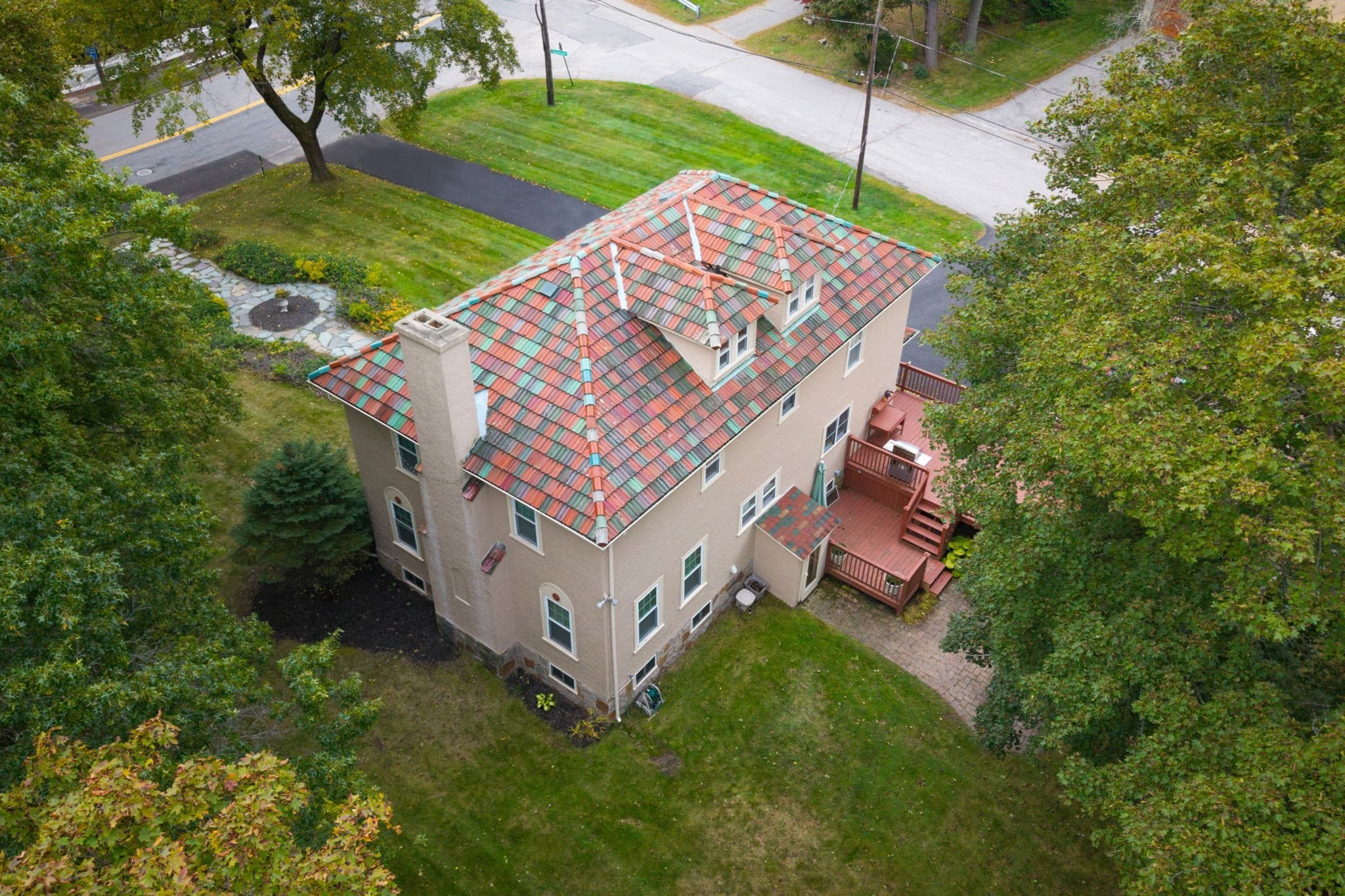 Single Family Residence at 162 Flagg St, Worcester MA 01609, photo 31 of 37