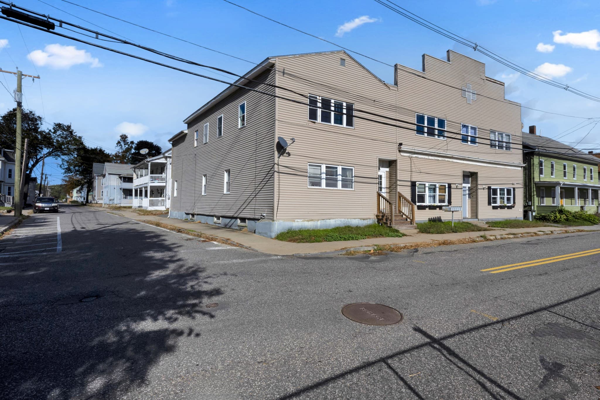 97 Pleasant St, Ware MA 01082