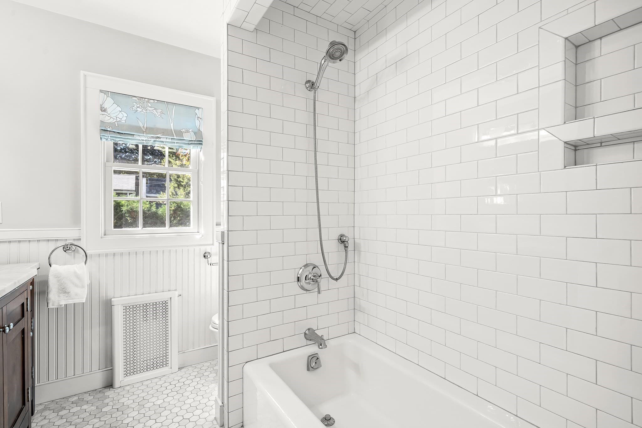 Single Family Residence at 20 Shaw Rd, Wellesley MA 02481, photo 18 of 24