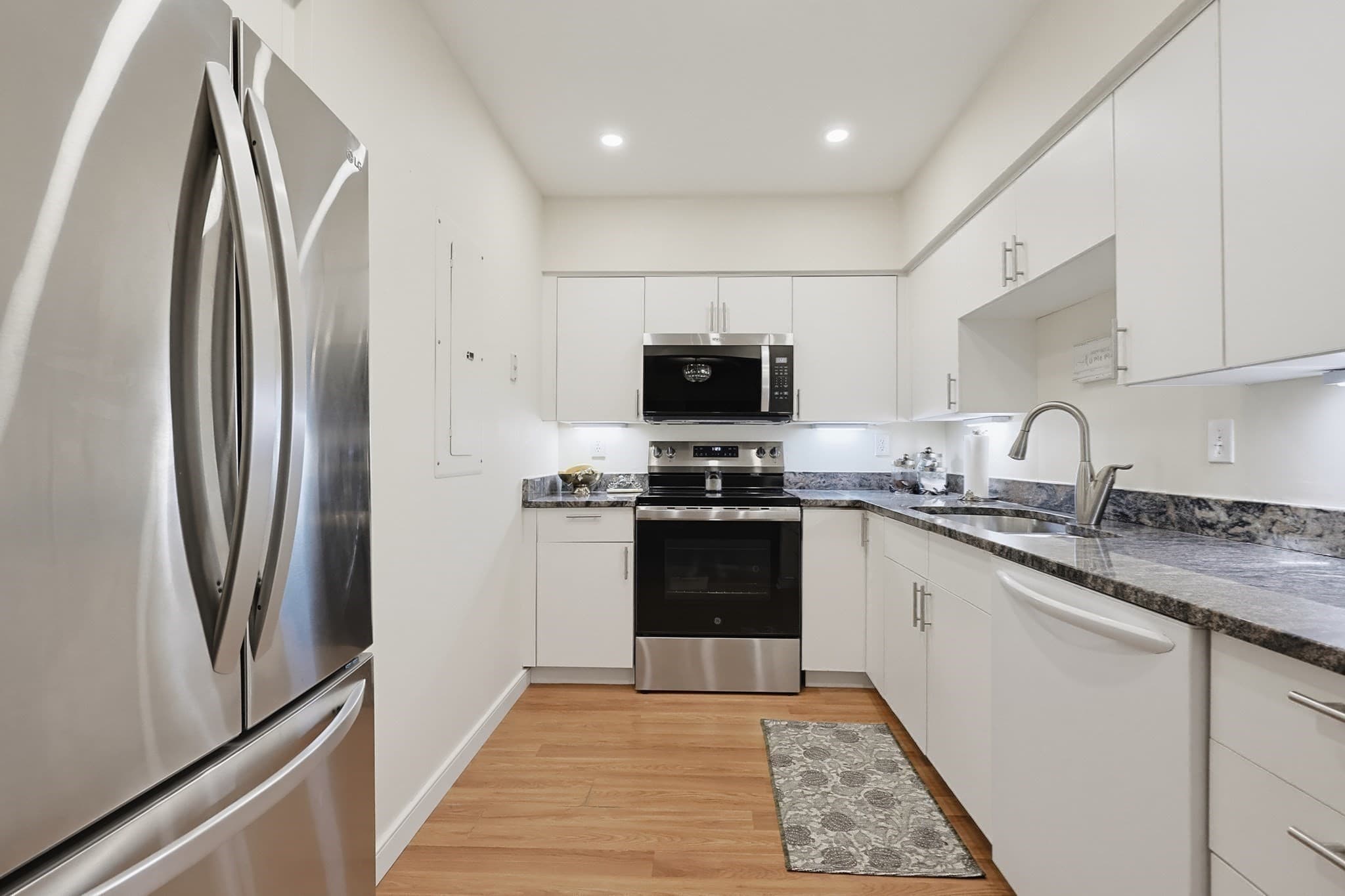 Condominium at 389 Neponset St # D, Norwood MA 02062, Norwood, photo 7 of 36