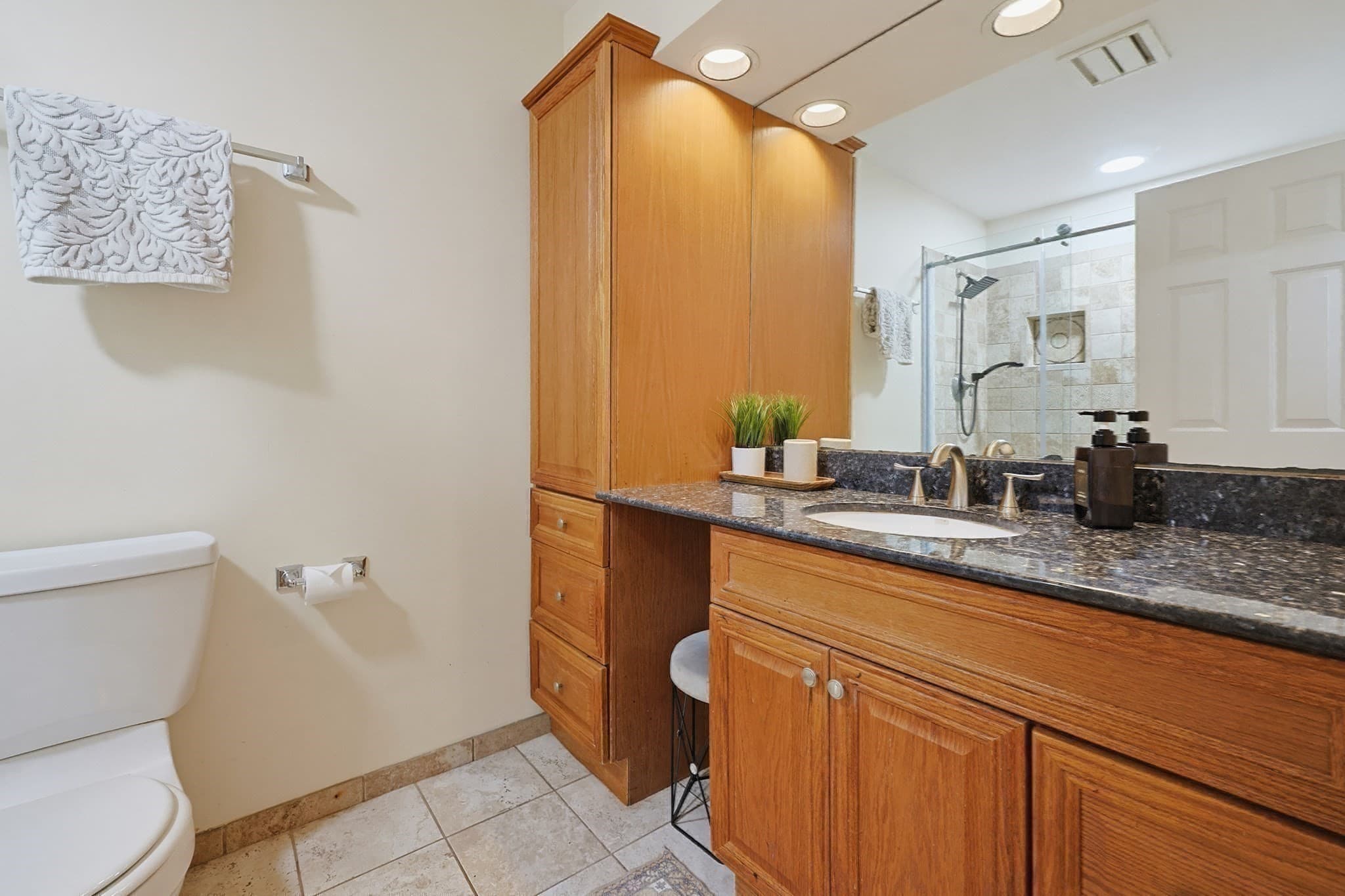 Condominium at 389 Neponset St # D, Norwood MA 02062, Norwood, photo 24 of 36