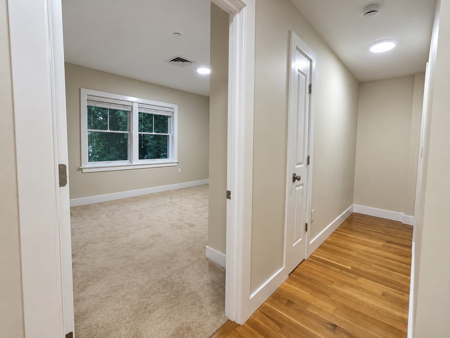 Condominium at 321 Hammond Pond Pkwy # 103, Brookline MA 02467, Brookline, photo 16 of 37