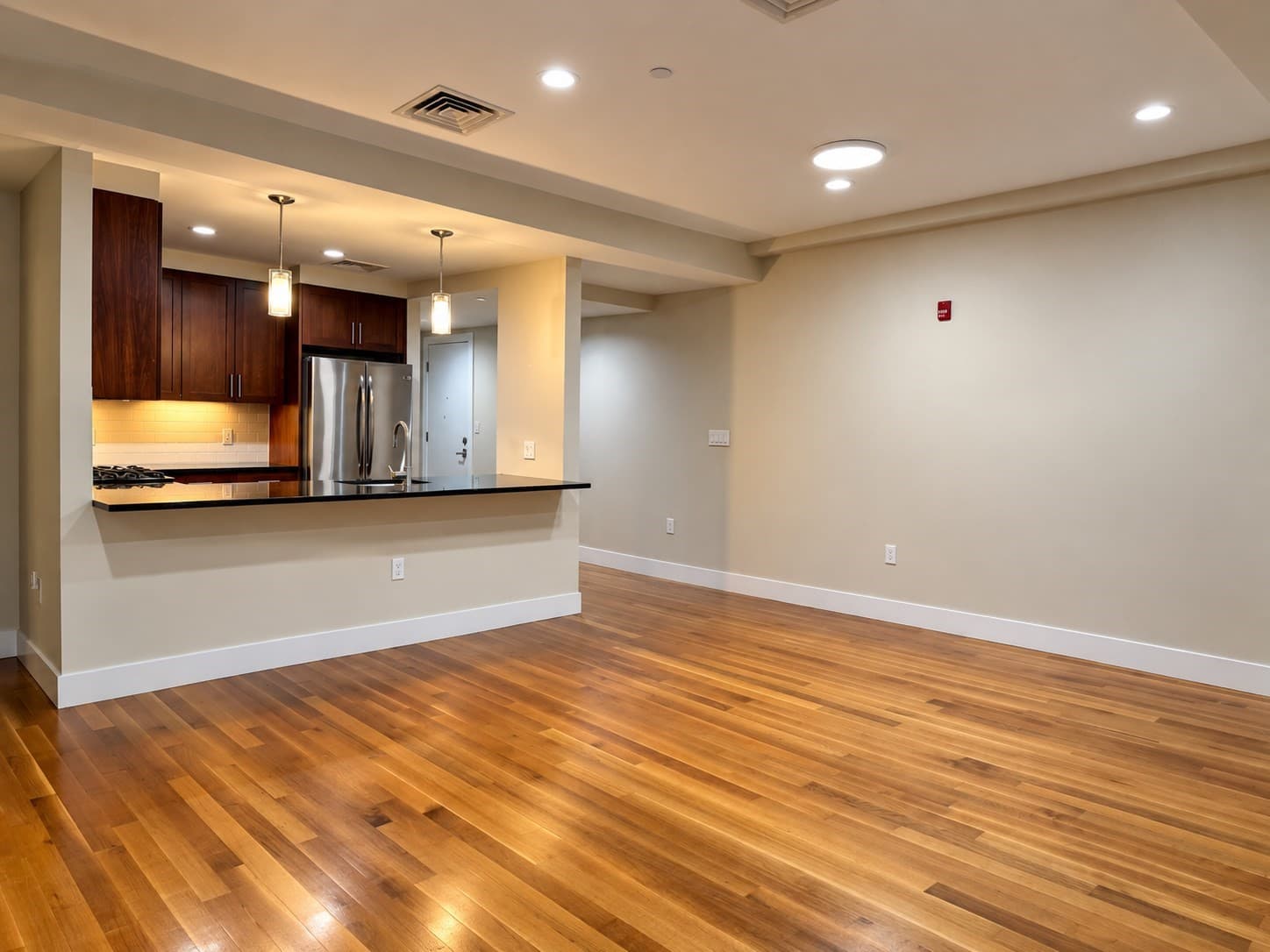 Condominium at 321 Hammond Pond Pkwy # 103, Brookline MA 02467, Brookline, photo 10 of 37