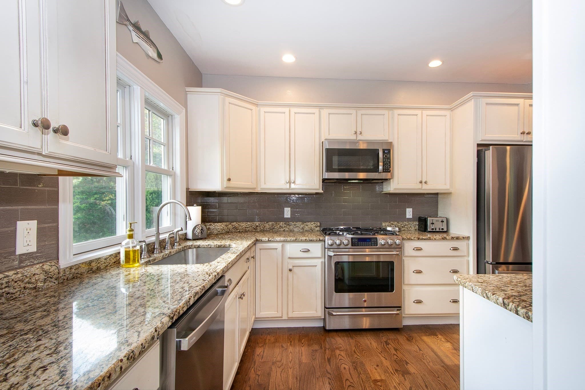 Single Family Residence at 22 Spring St, Cohasset MA 02025, Cohasset, photo 7 of 42