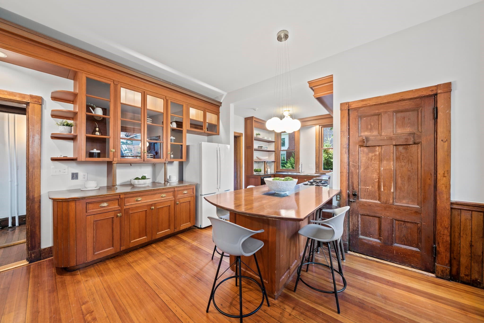 Single Family Residence at 945 Beacon Street, Newton MA 02459, Newton, photo 17 of 42
