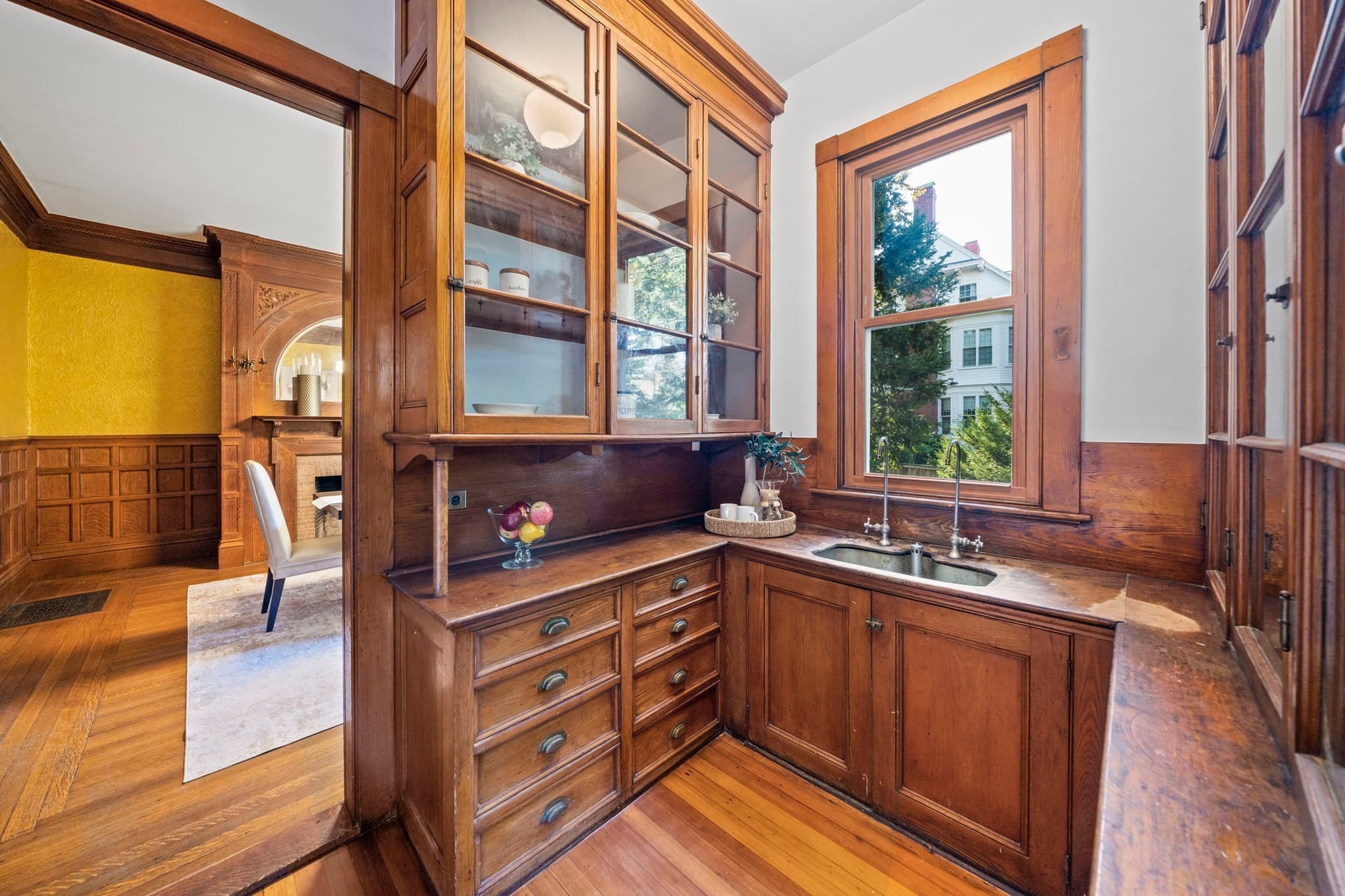 Single Family Residence at 945 Beacon Street, Newton MA 02459, Newton, photo 16 of 42
