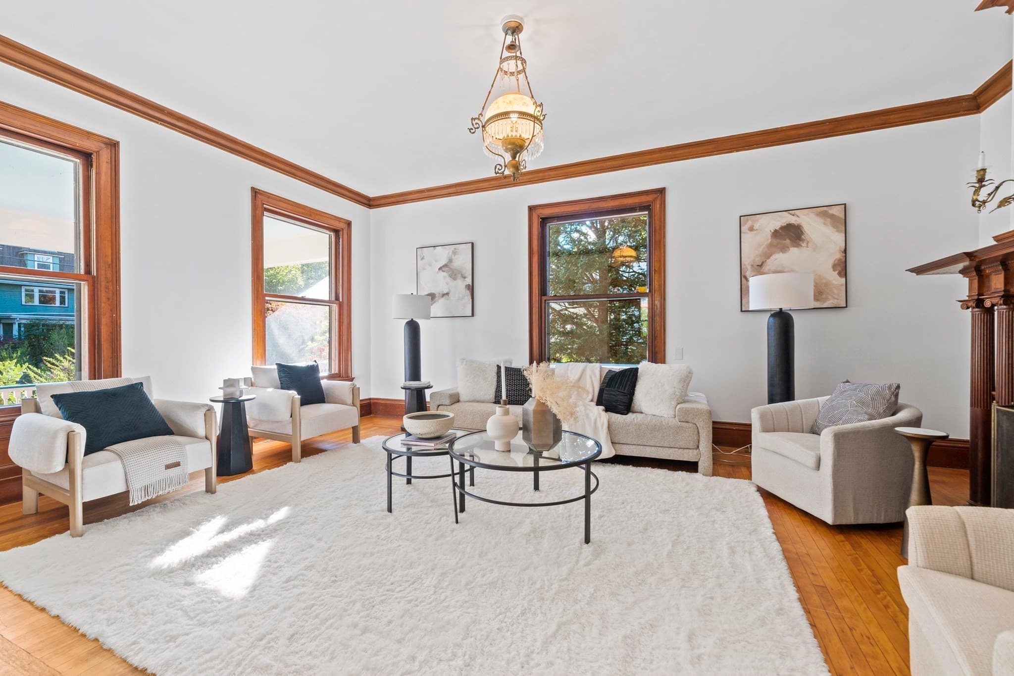 Single Family Residence at 945 Beacon Street, Newton MA 02459, Newton, photo 3 of 42