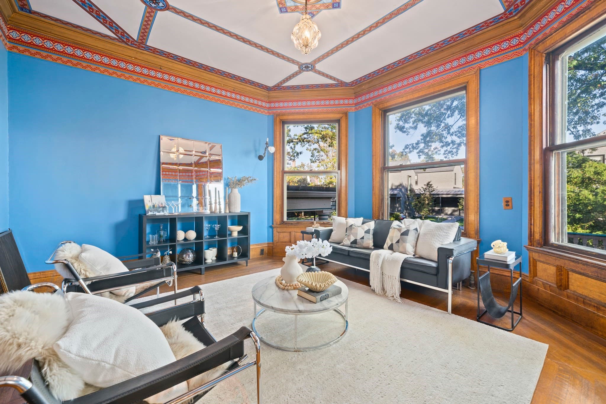 Single Family Residence at 945 Beacon Street, Newton MA 02459, Newton, photo 5 of 42