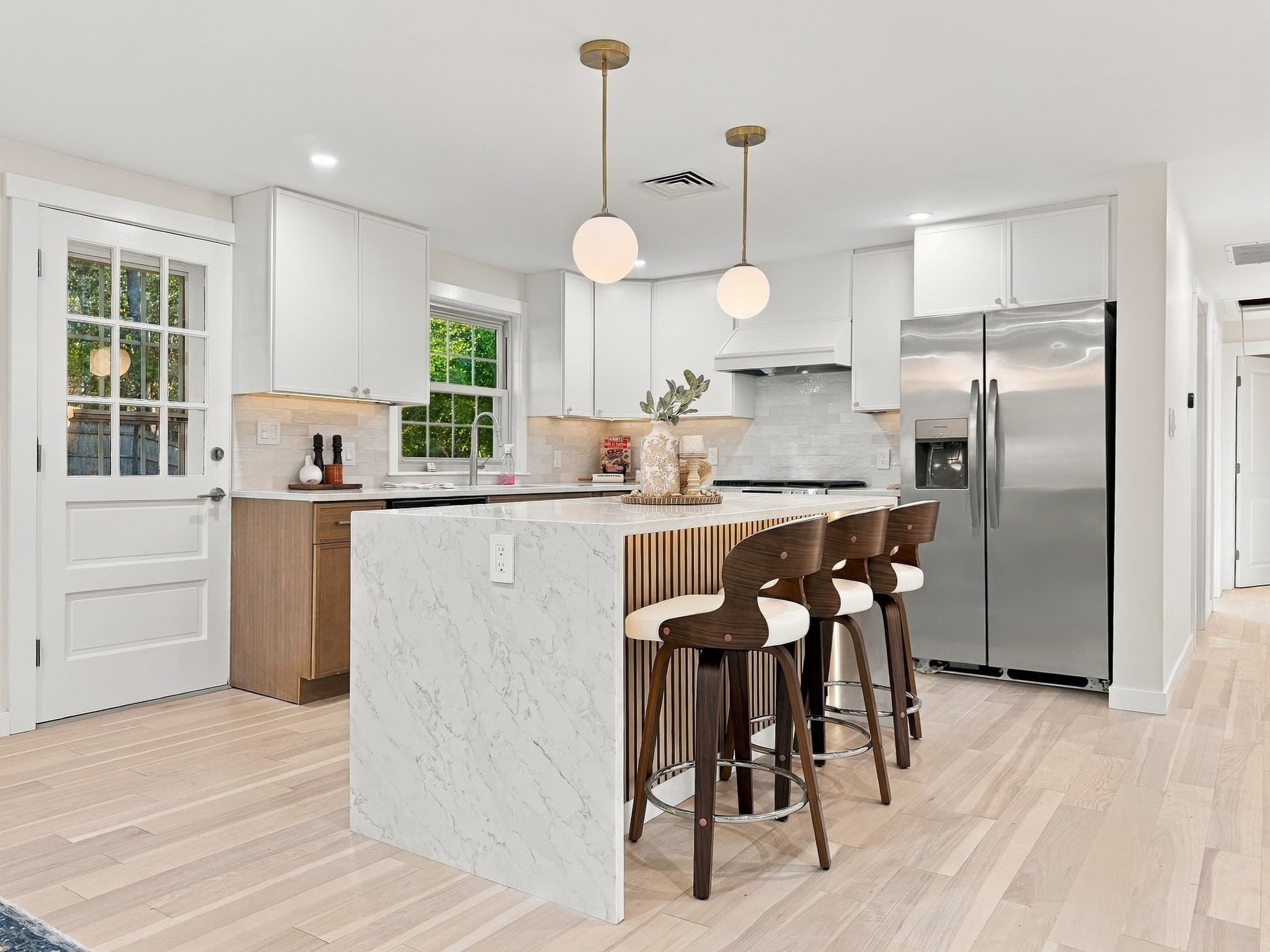 Single Family Residence at 16 Roy Ave, Holliston MA 01746, photo 9 of 31