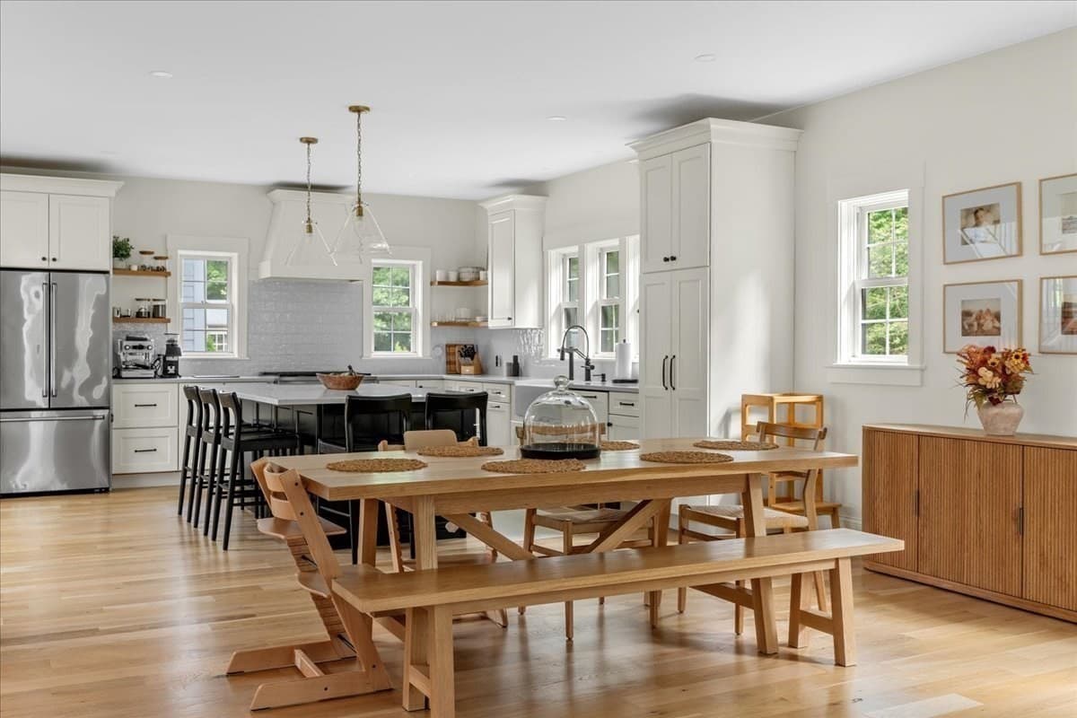 Single Family Residence at 9 Pioneer Rd, Hingham MA 02043, Hingham, photo 6 of 26