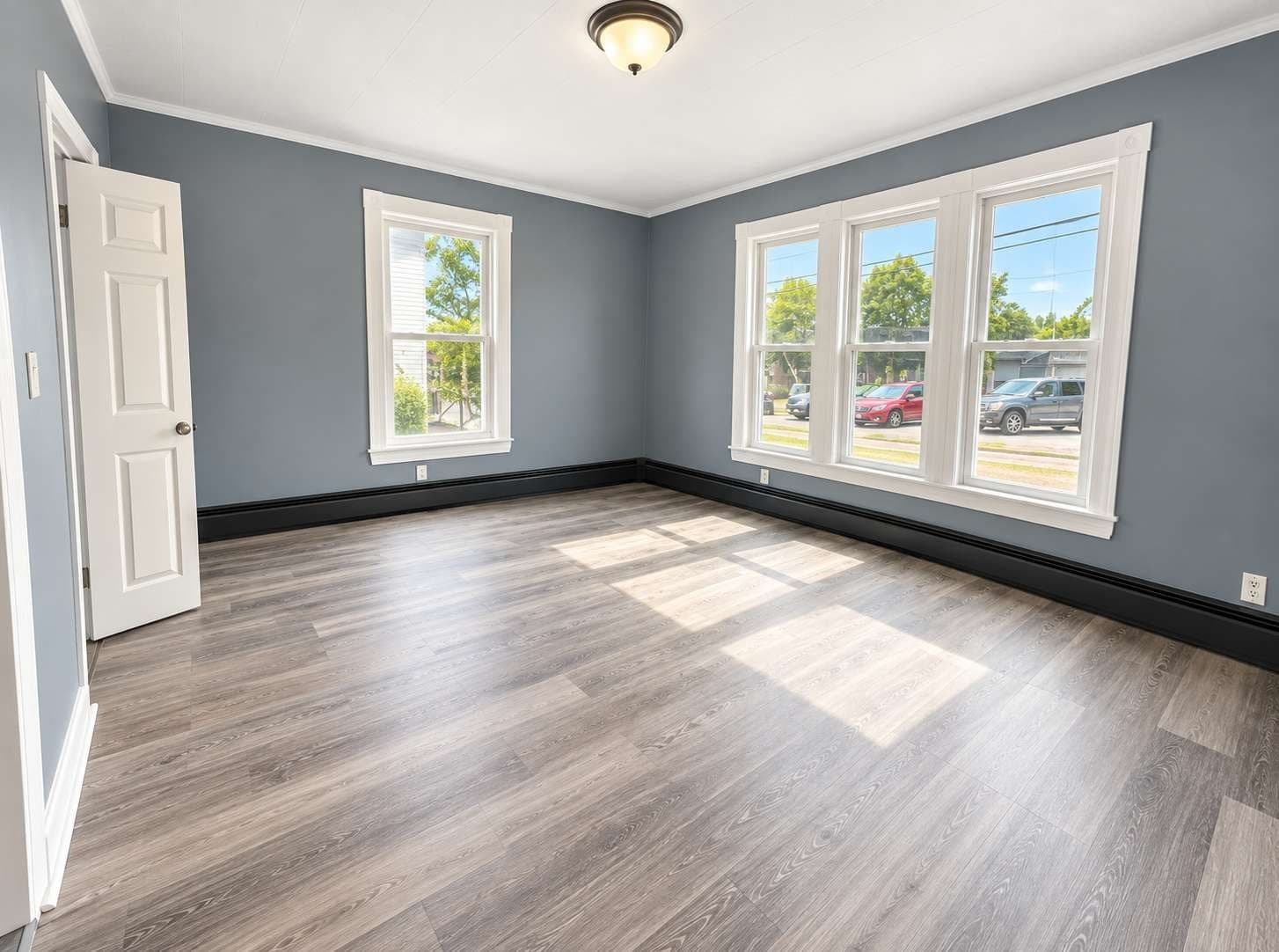 Single Family Residence at 986 Main St., Clinton MA 01510, photo 7 of 8