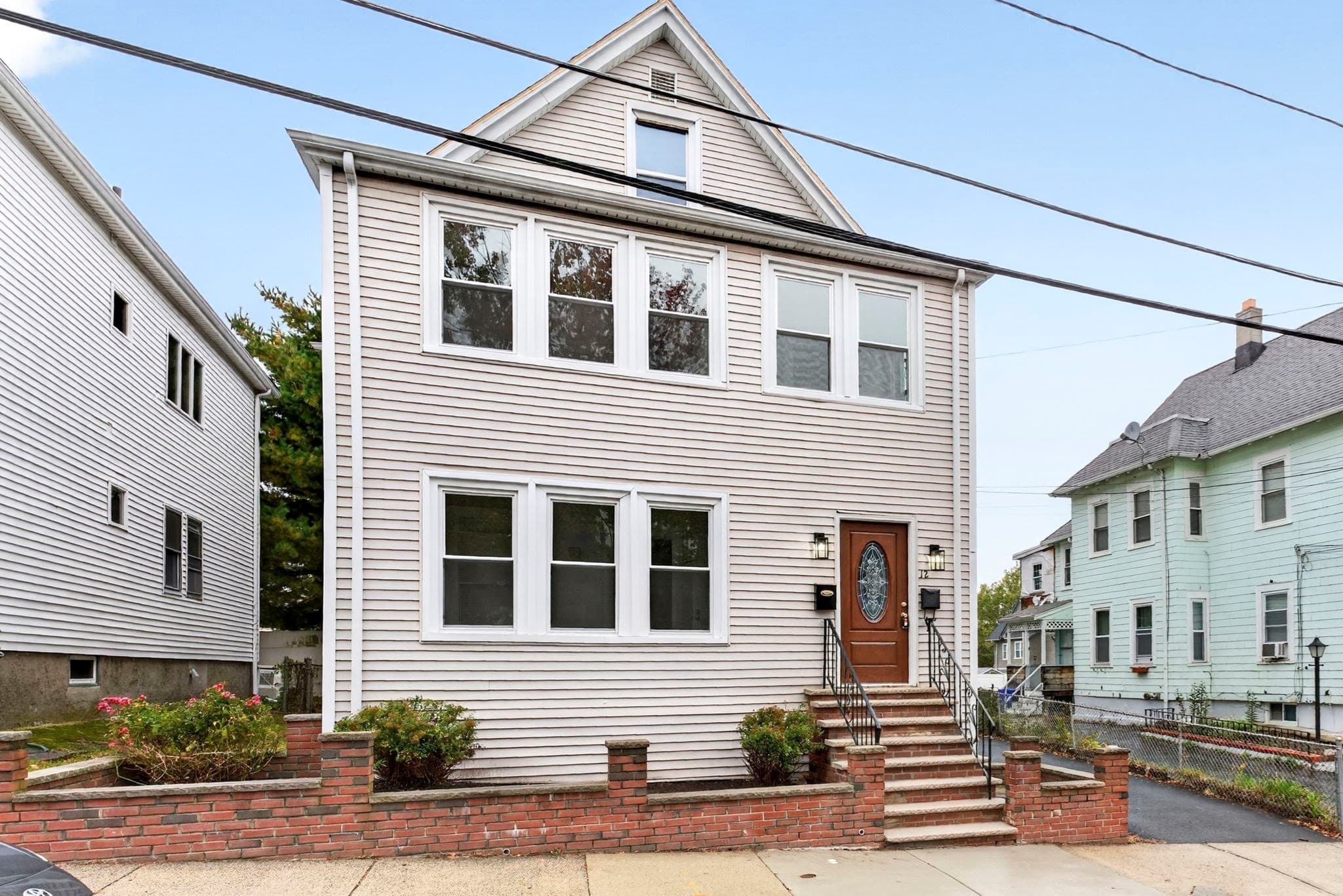 12 Winthrop St, Malden MA 02148