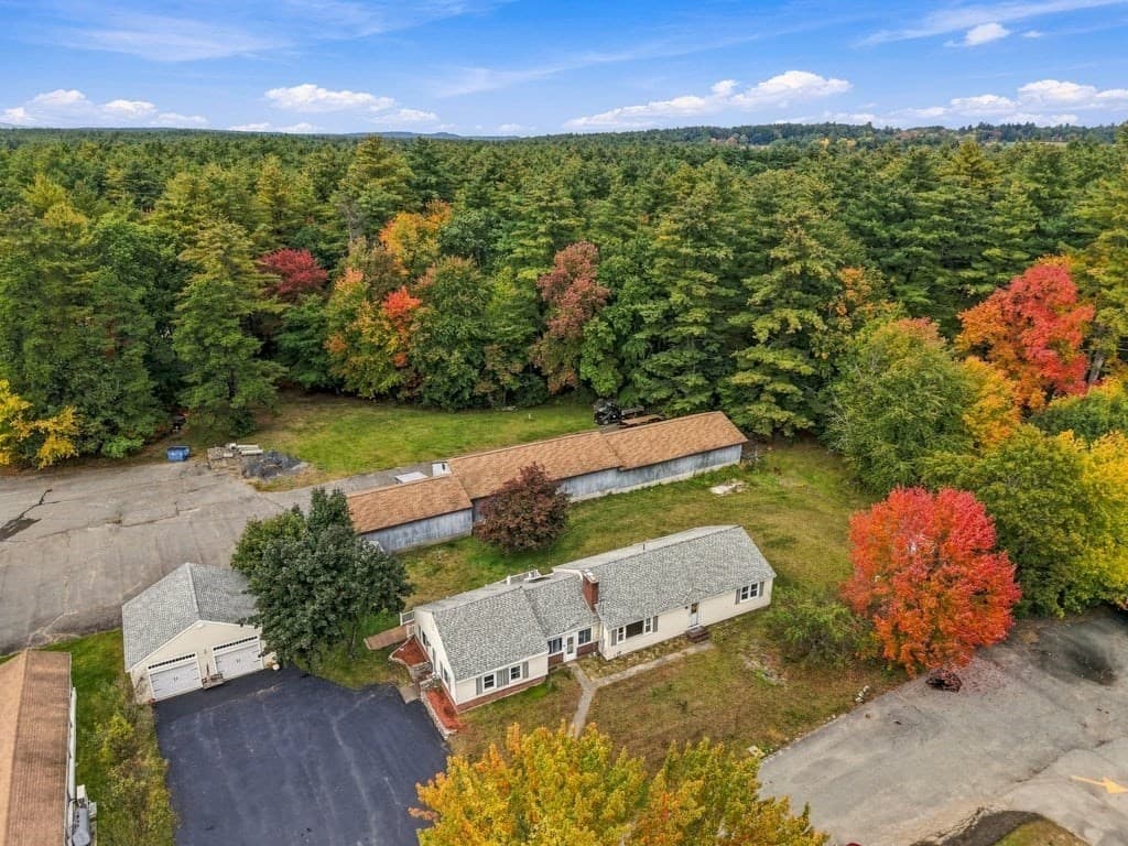 Commercial Sale at 6 Oakhurst Street, Ayer MA 01432, photo 6 of 38