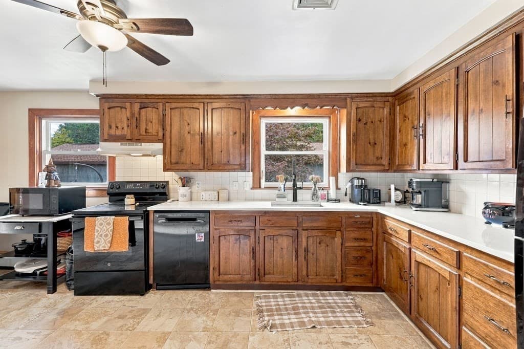 Commercial Sale at 6 Oakhurst Street, Ayer MA 01432, photo 24 of 38