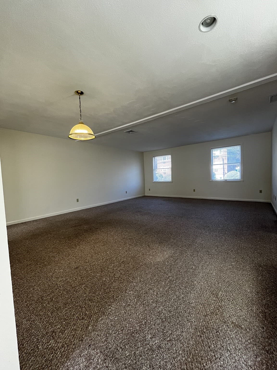 Attached (Townhouse/Rowhouse/Duplex) at 100 Trapelo # 2, Waltham MA 02452, photo 4 of 10