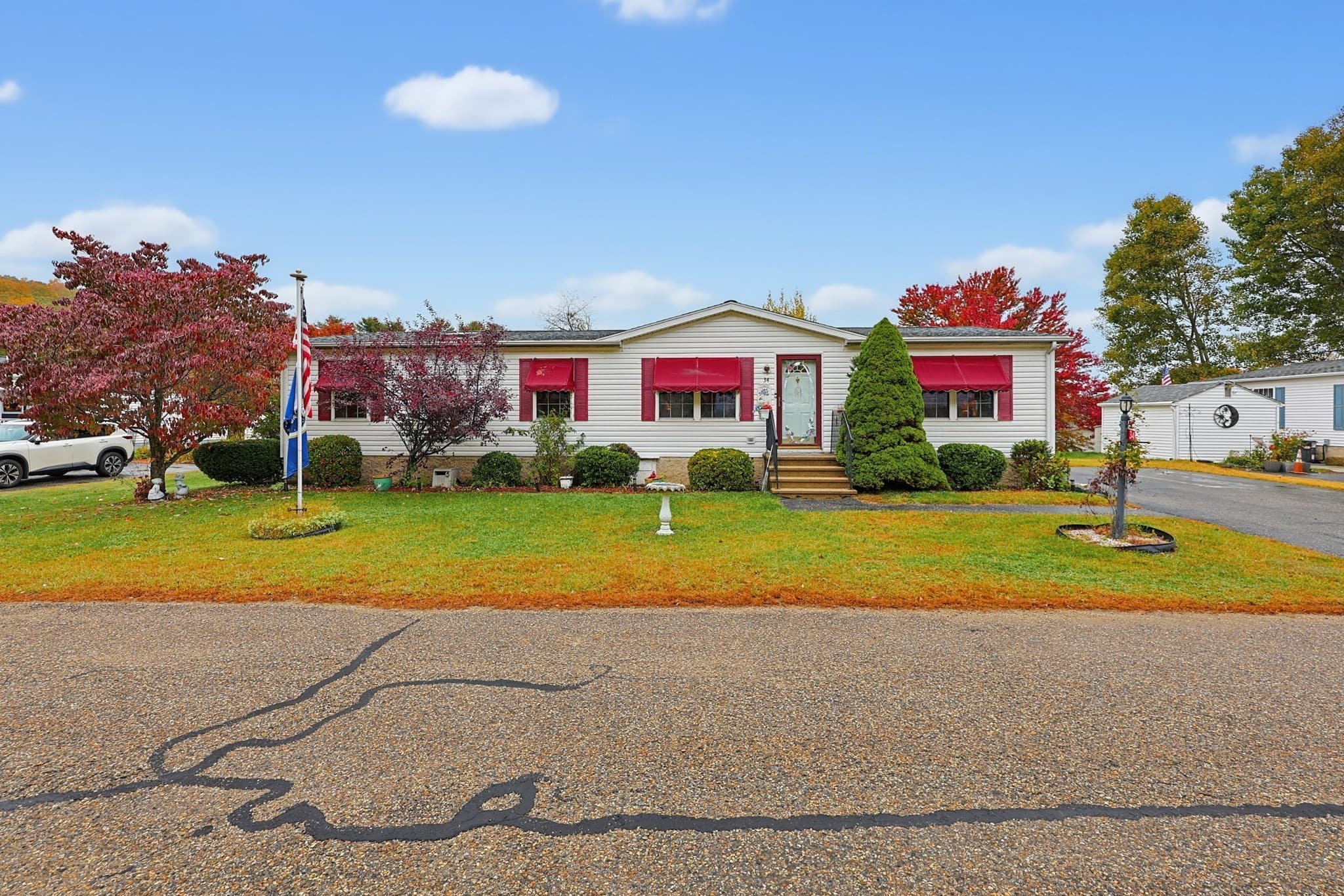 Single Family Residence at 34 Deer Run, Brookfield MA 01506, Brookfield, photo 2 of 32