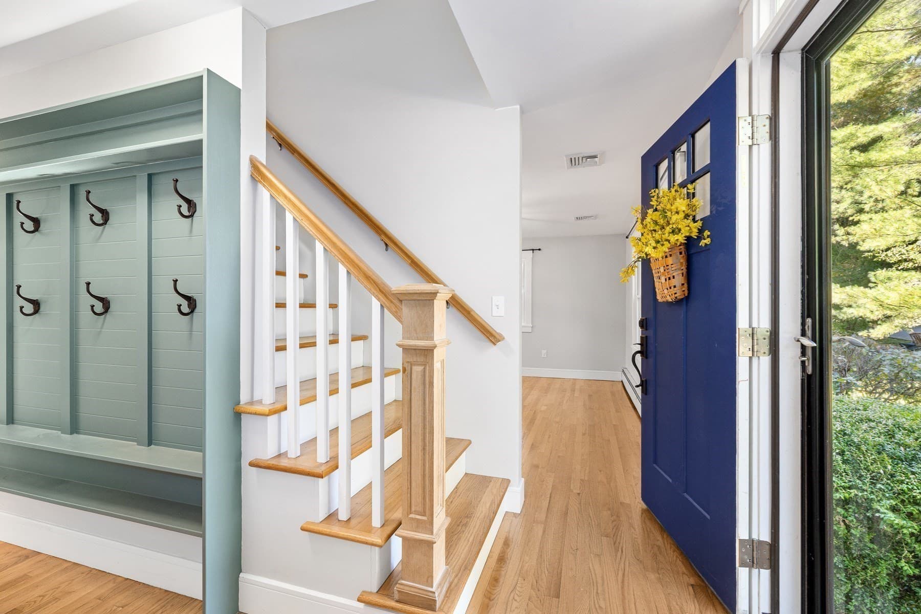 Single Family Residence at 51 Point Of Pines Road, Freetown MA 02717, photo 6 of 27