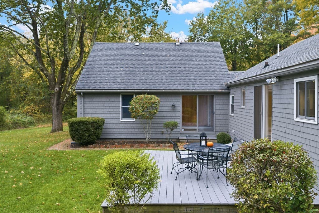 Single Family Residence at 31 Wheaton Ave, Rehoboth MA 02769, Rehoboth, photo 3 of 39