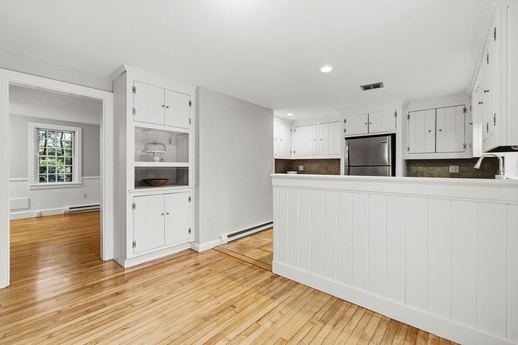 Single Family Residence at 31 Wheaton Ave, Rehoboth MA 02769, Rehoboth, photo 14 of 39