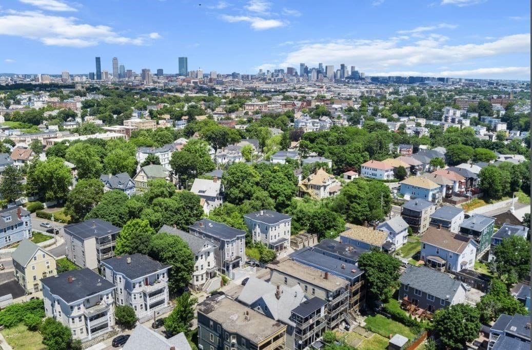 3 Family at 25 Barry Street, Boston MA 02125, Boston, photo 13 of 18