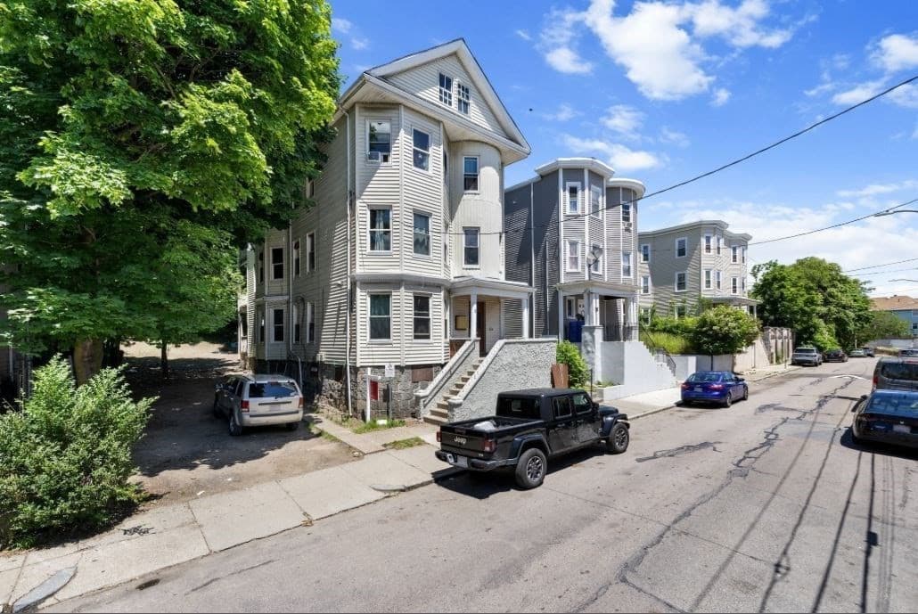 3 Family at 25 Barry Street, Boston MA 02125, Boston, photo 11 of 18