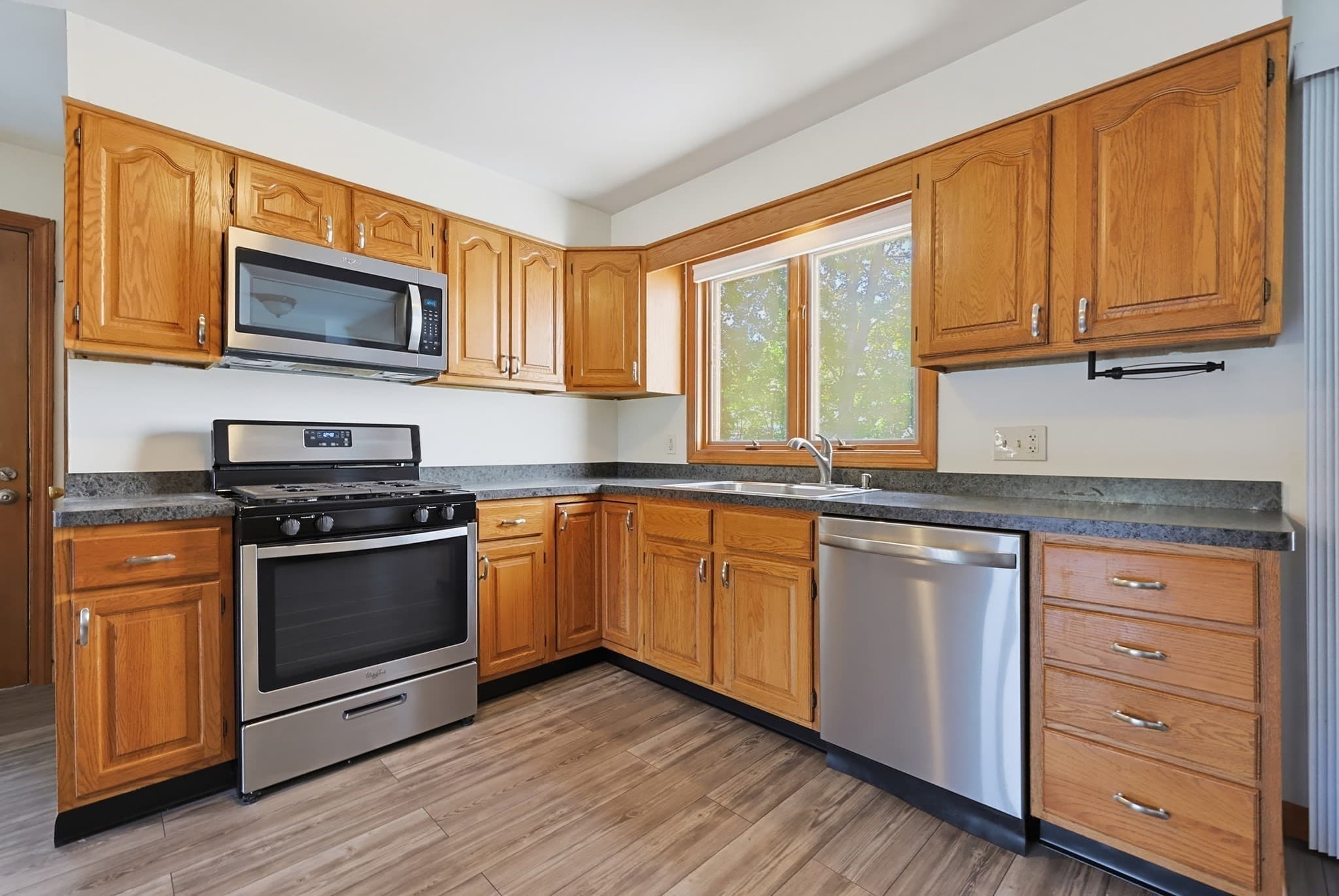 Single Family Residence at 51 Robin Lane, Somerset MA 02726, photo 16 of 41