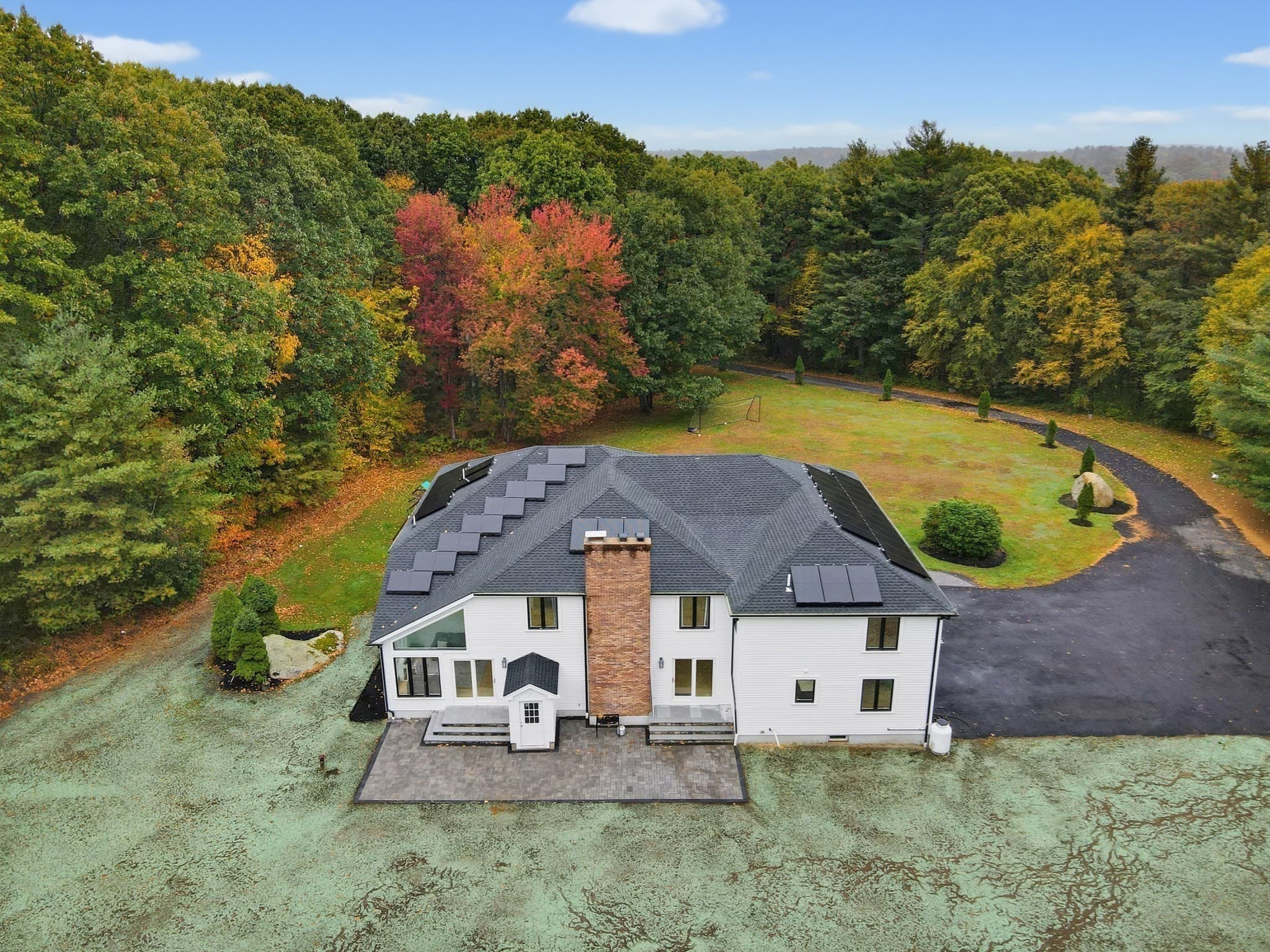 Single Family Residence at 23 Bens Way- Private Rd, Hopedale MA 01747, photo 5 of 42
