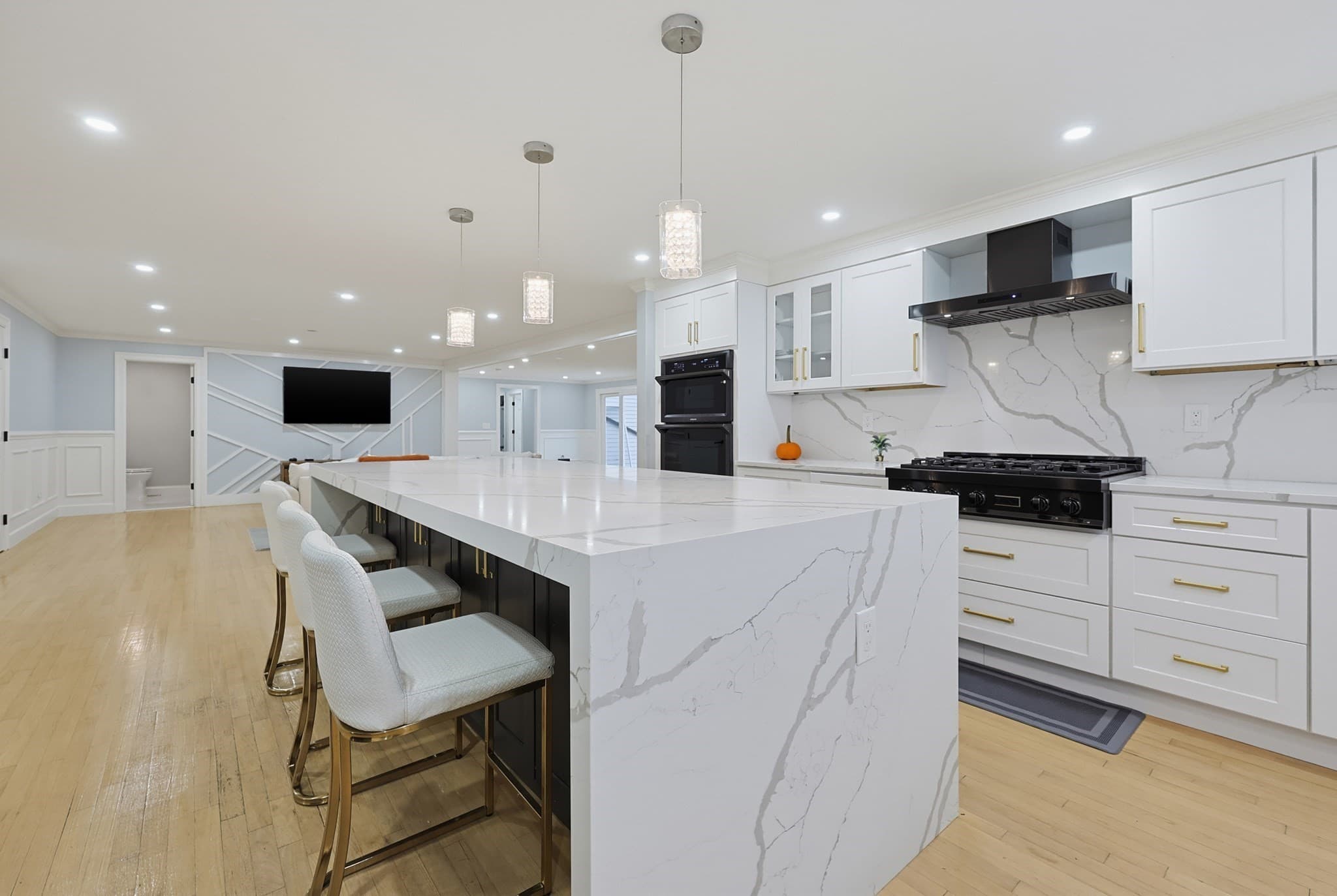 Single Family Residence at 23 Bens Way- Private Rd, Hopedale MA 01747, photo 9 of 42
