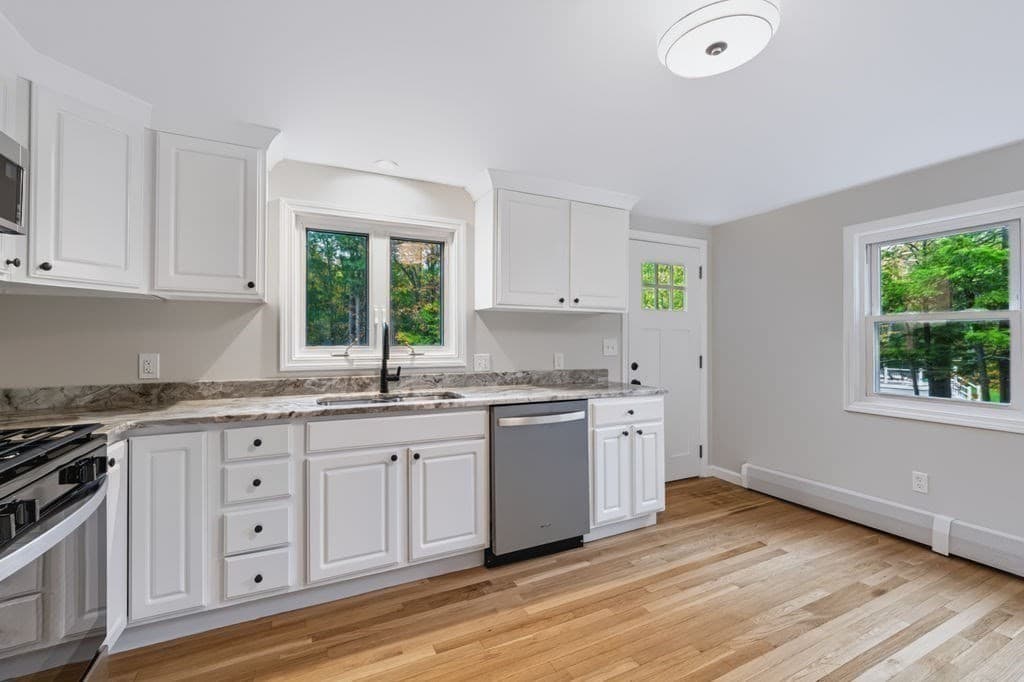 Single Family Residence at 7 Bayberry Lane, Salisbury MA 01952, photo 9 of 42
