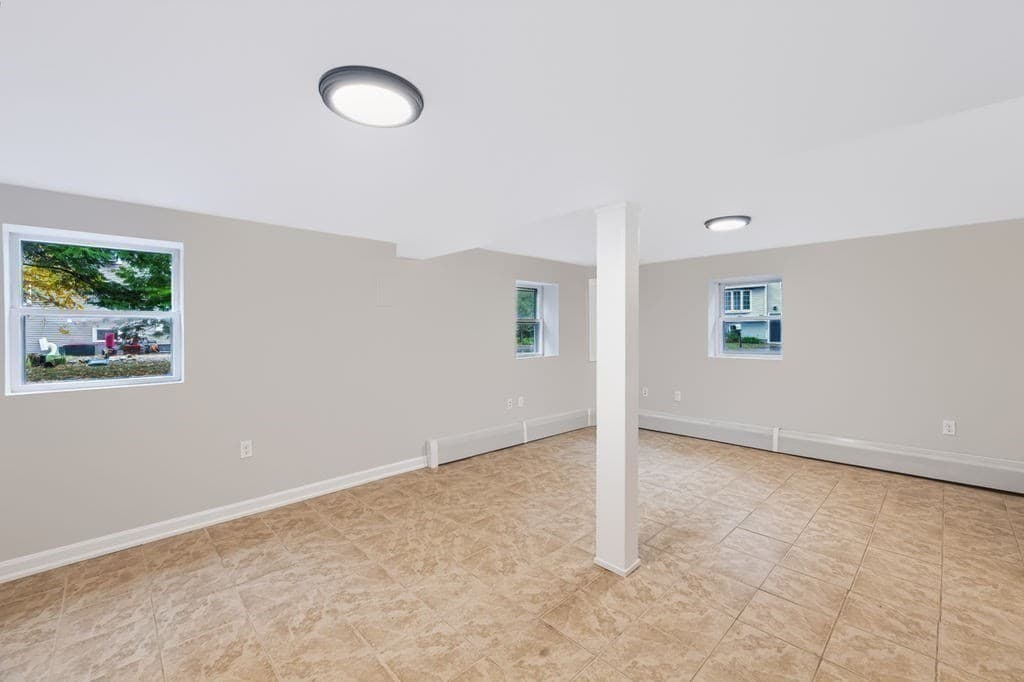 Single Family Residence at 7 Bayberry Lane, Salisbury MA 01952, photo 29 of 42