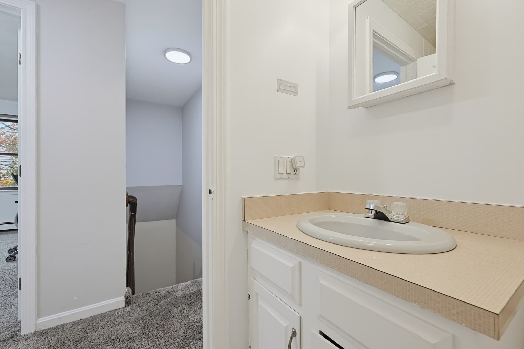 Condominium at 14 Anderson Way # 14, Malden MA 02148, Malden, photo 27 of 41