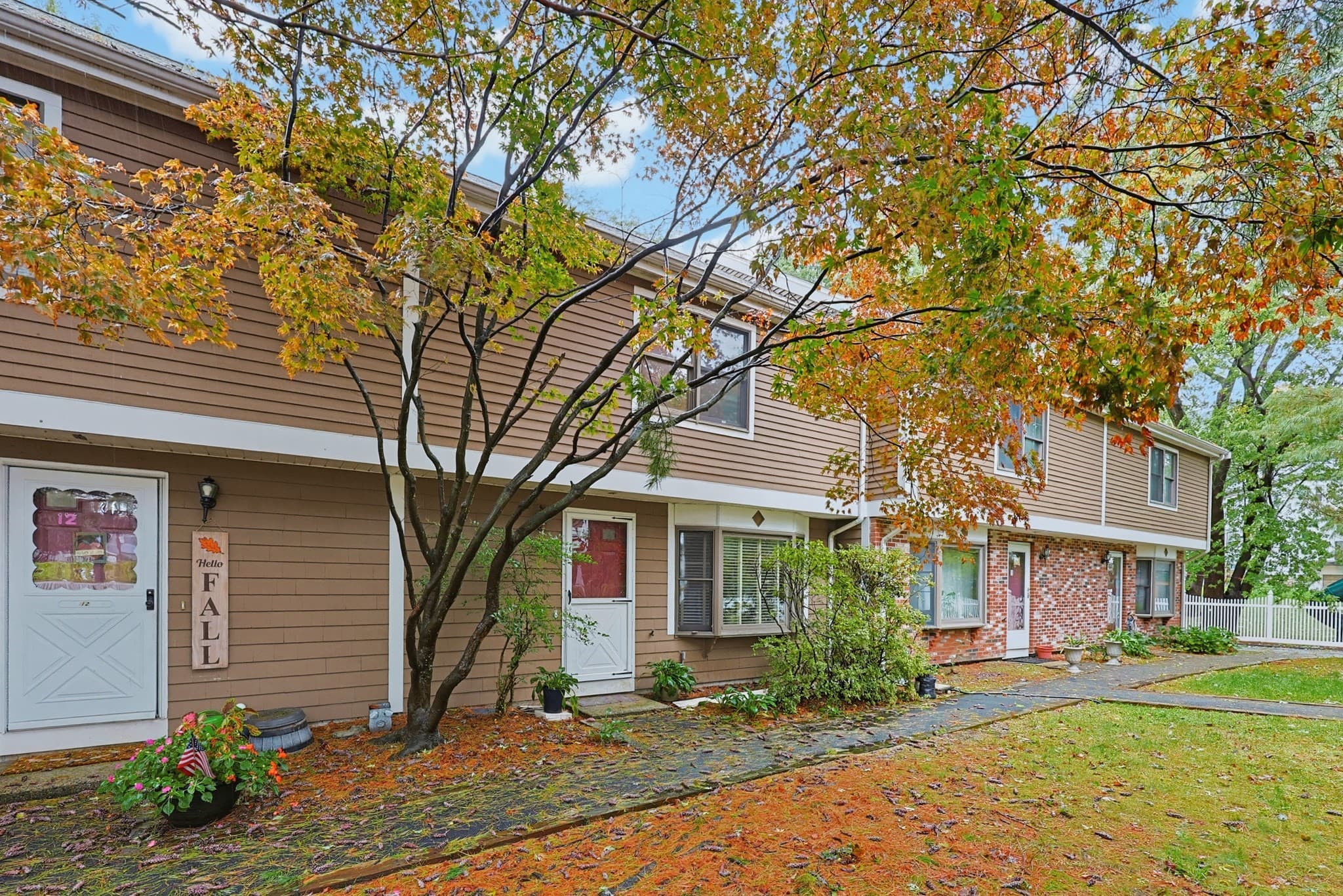 Condominium at 14 Anderson Way # 14, Malden MA 02148, Malden, photo 2 of 41